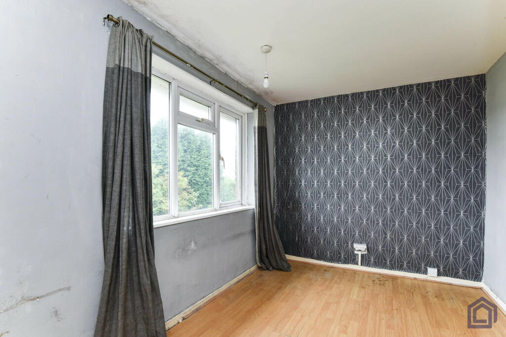 3 Bedroom Semi-Detached in Kidsgrove