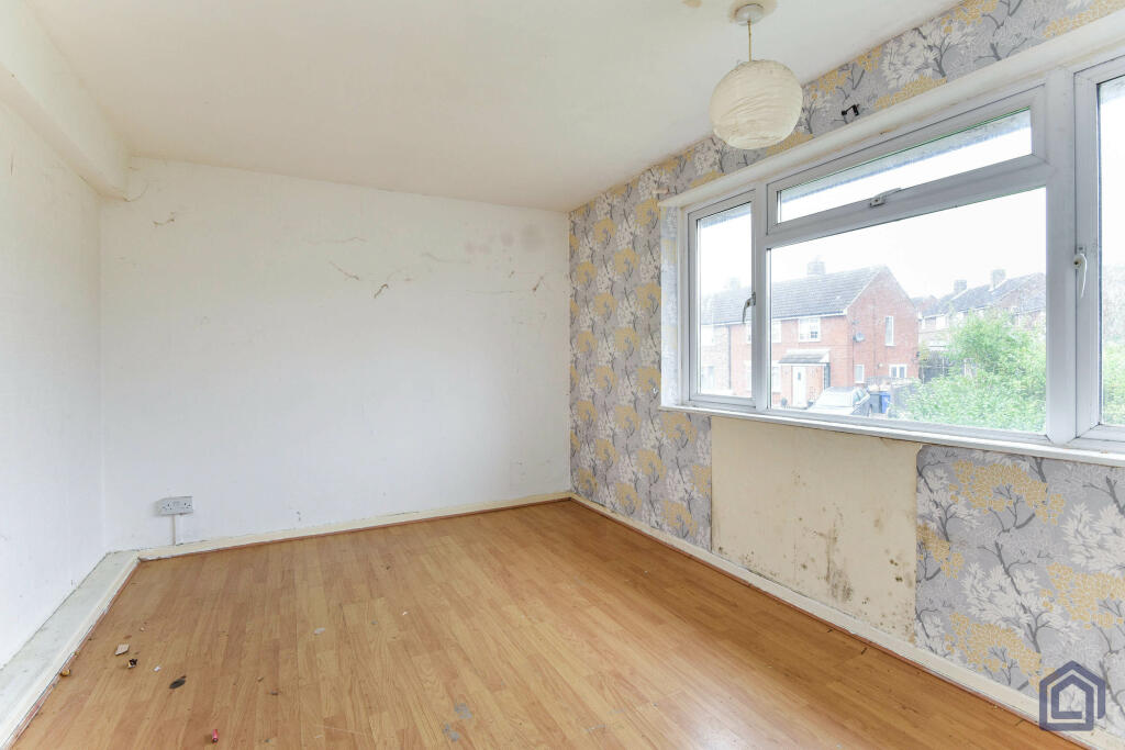 3 Bedroom Semi-Detached in Kidsgrove