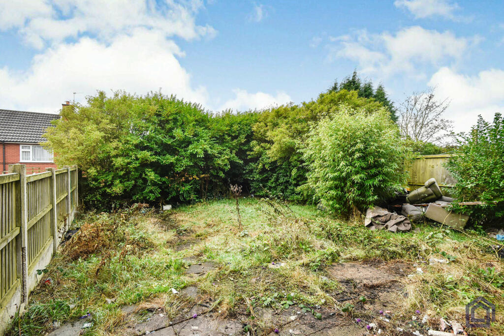 3 Bedroom Semi-Detached in Kidsgrove