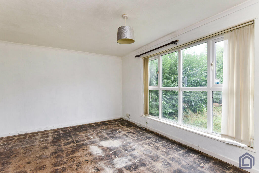 3 Bedroom Semi-Detached in Kidsgrove