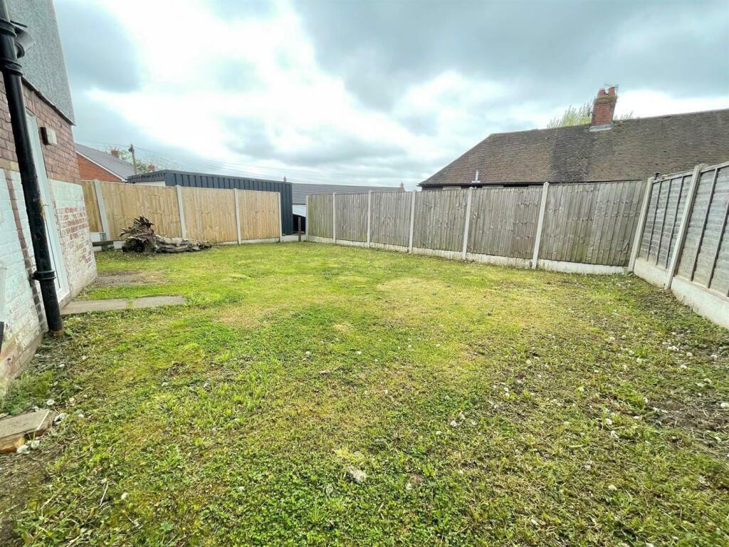 3 Bedroom Semi-Detached in Leek