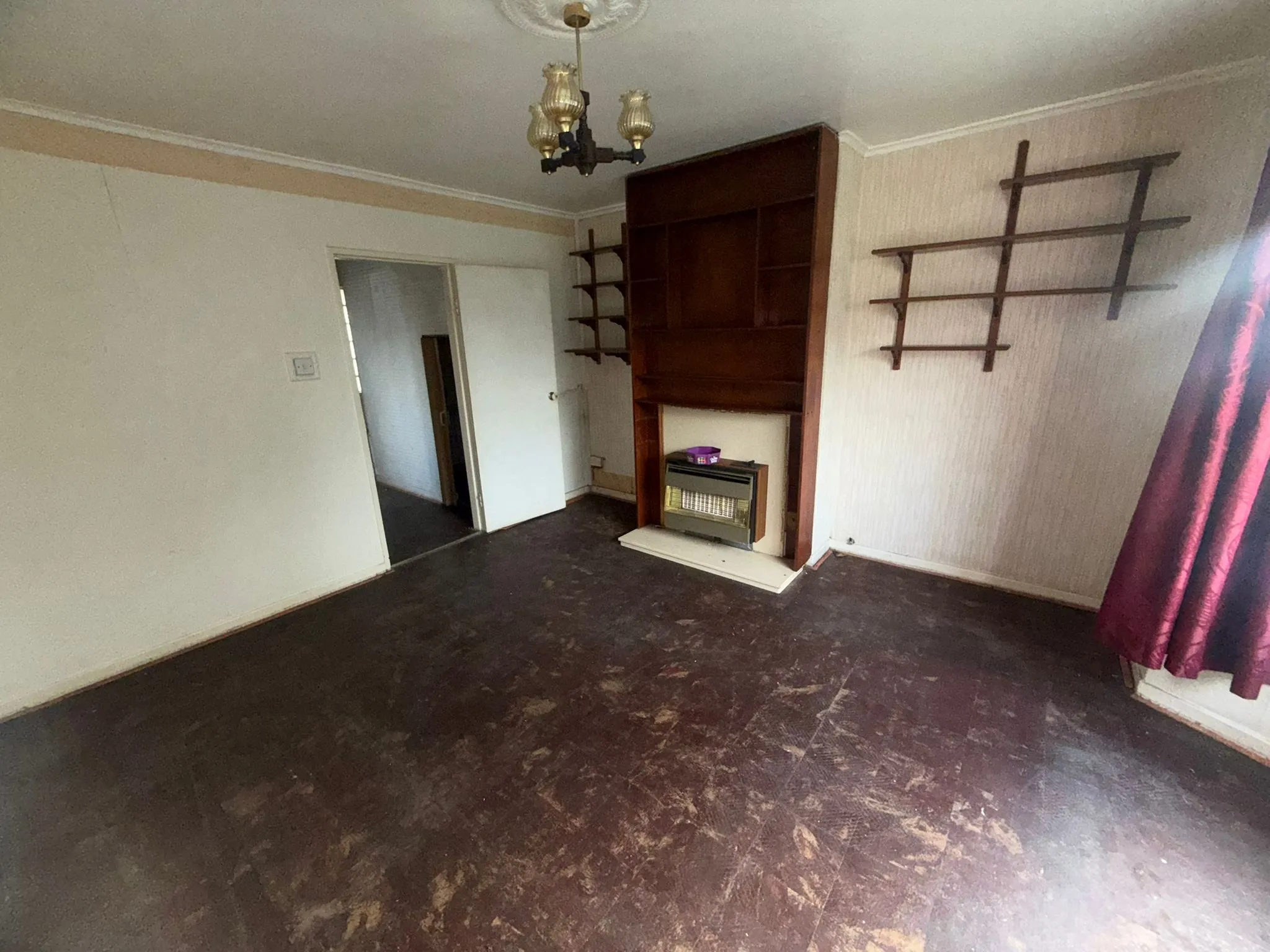 3 Bedroom Mid-Terraced in Walsall