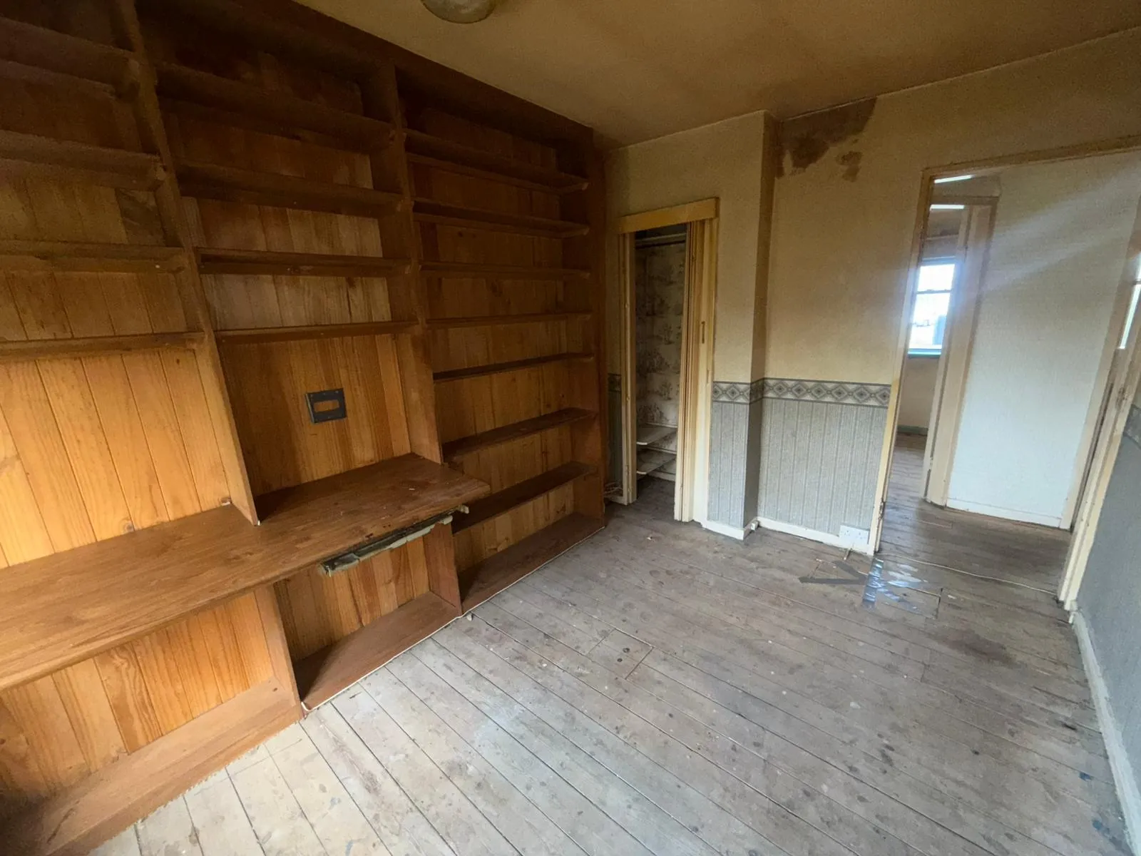 3 Bedroom Mid-Terraced in Walsall