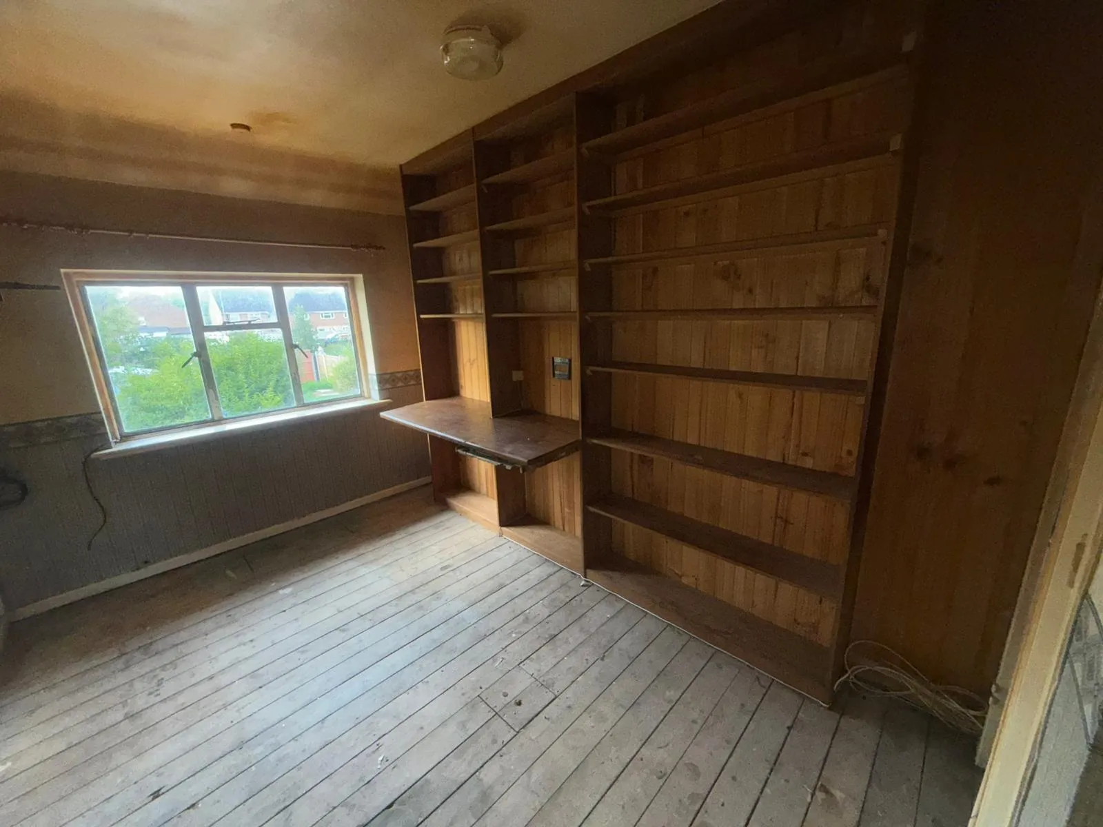 3 Bedroom Mid-Terraced in Walsall