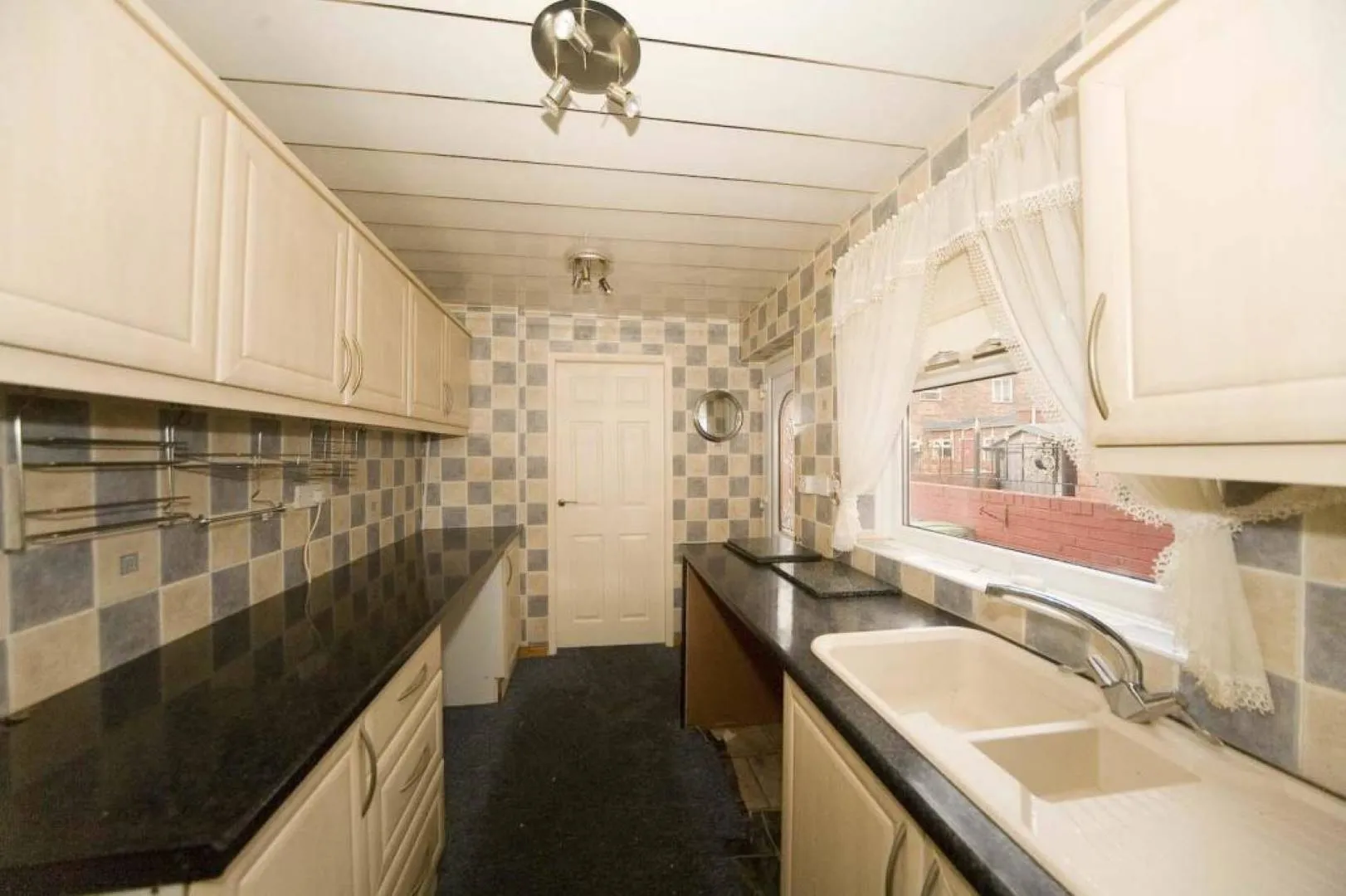 2 Bedroom End Terrace in Colliery