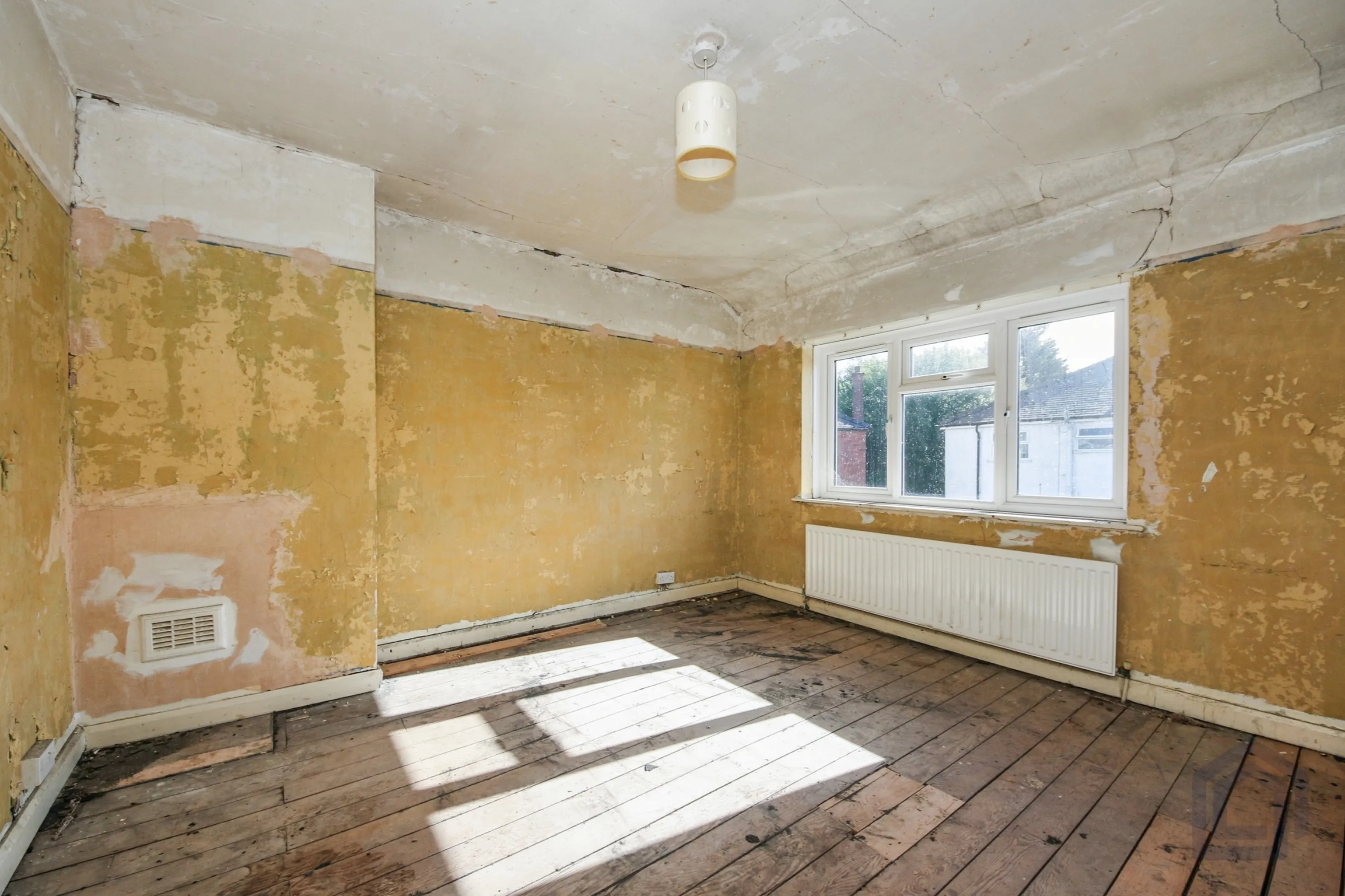 2 Bedroom Semi Detached in Stourbridge