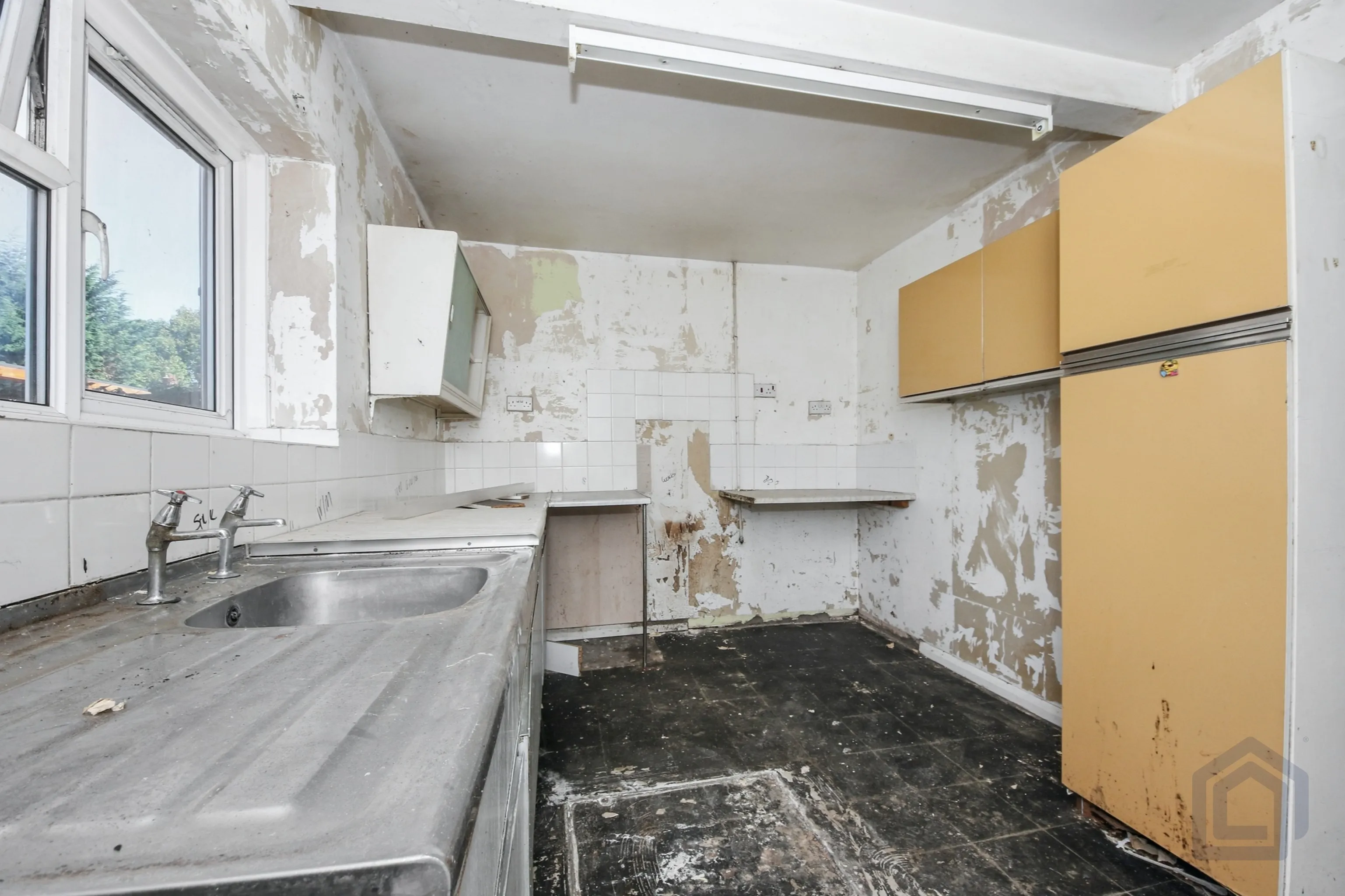 2 Bedroom Semi Detached in Stourbridge