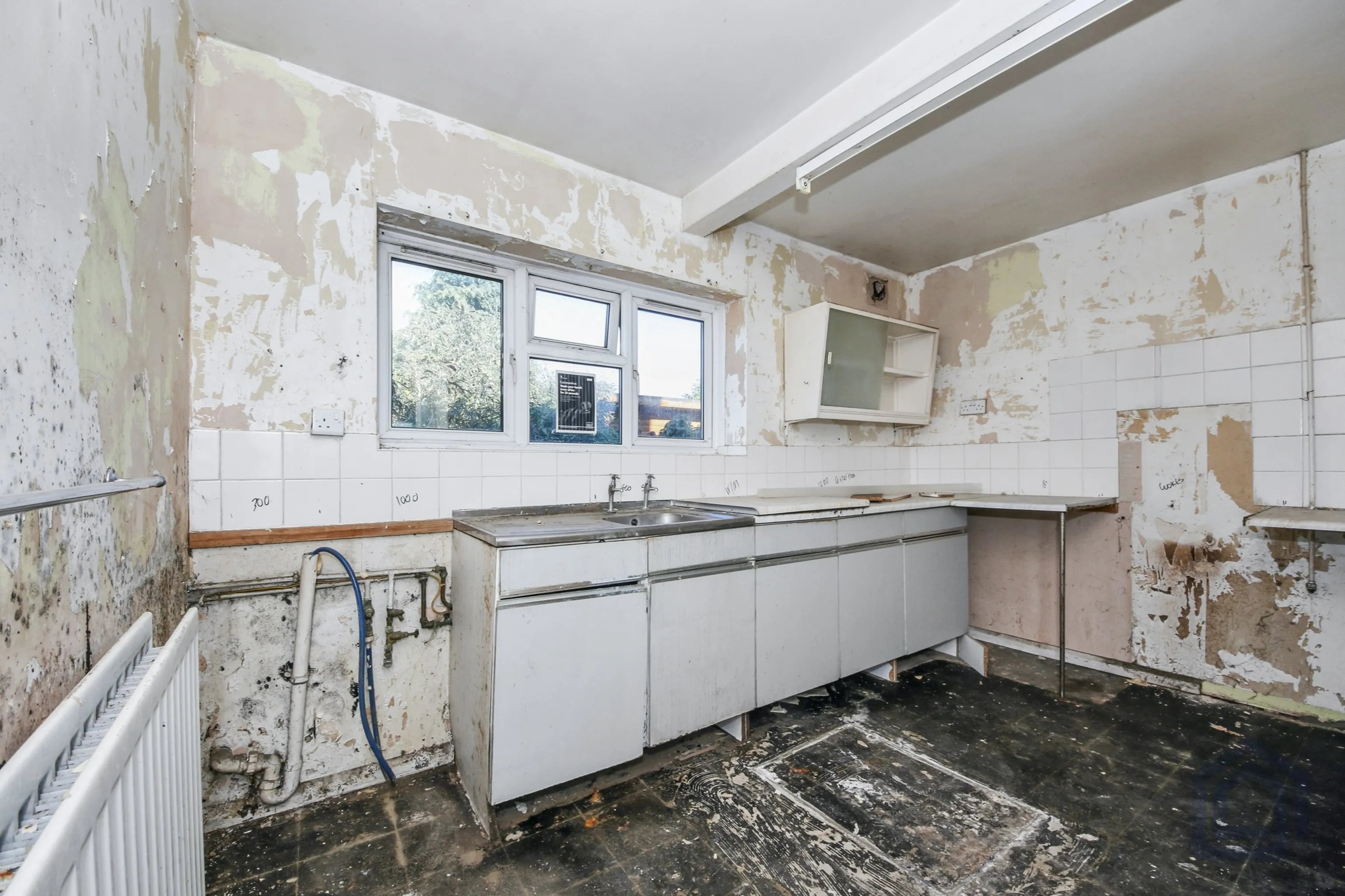 2 Bedroom Semi Detached in Stourbridge