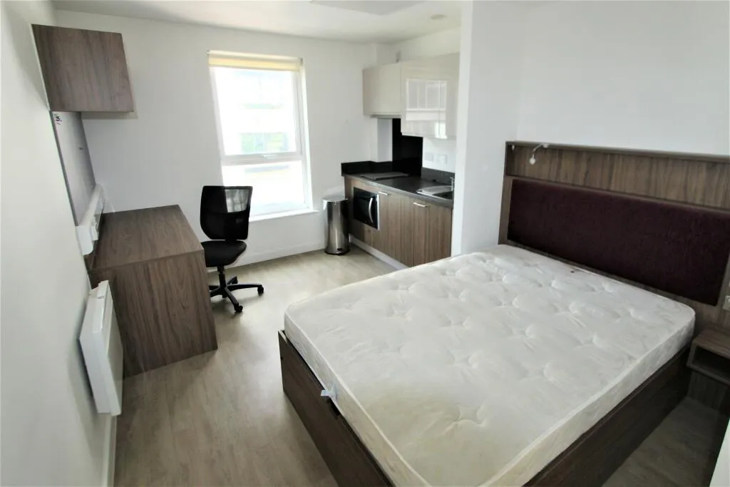 1 Bedroom Studio in Liverpool