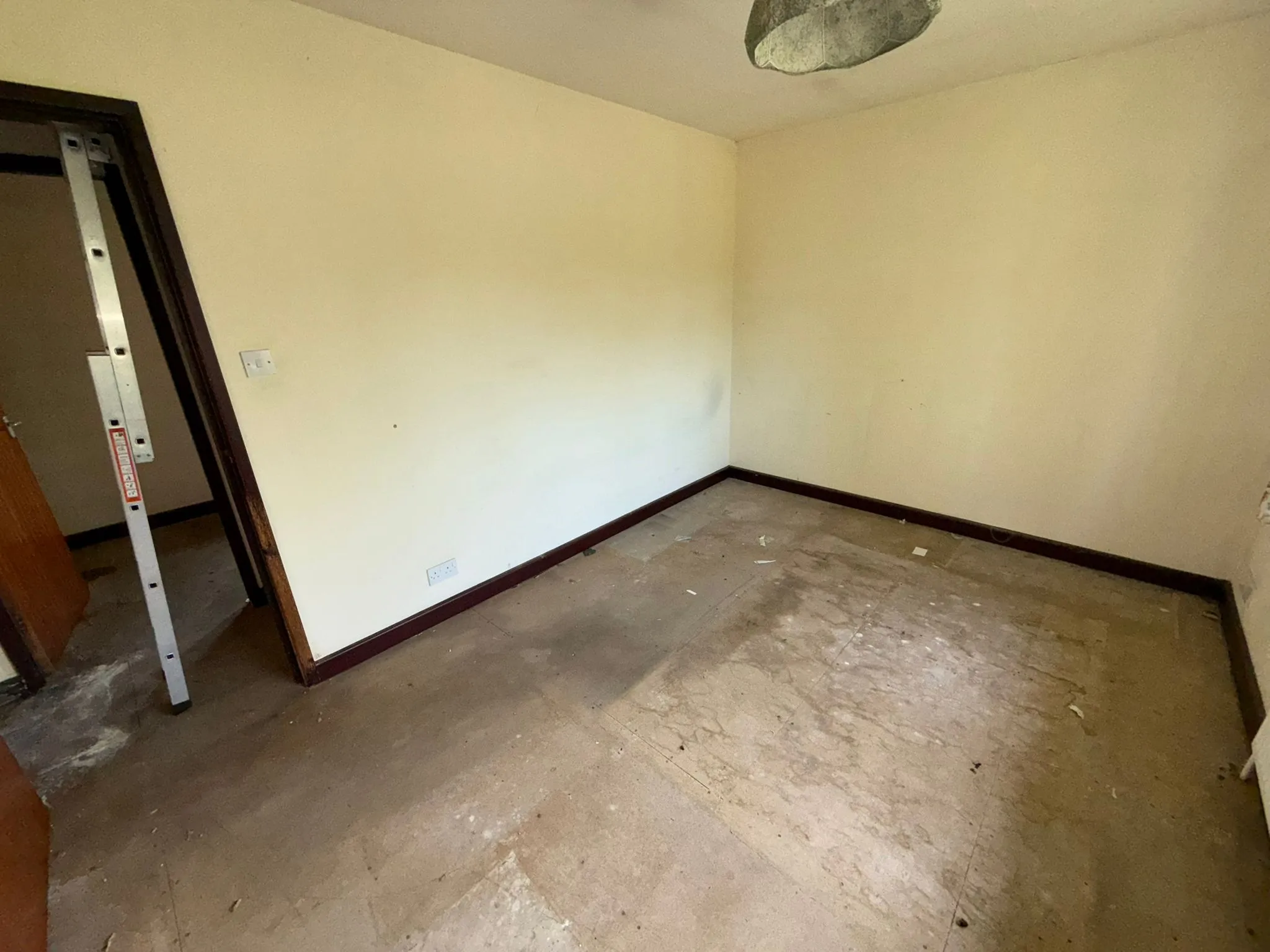 3 Bedroom Semi-Detached in Kidsgrove