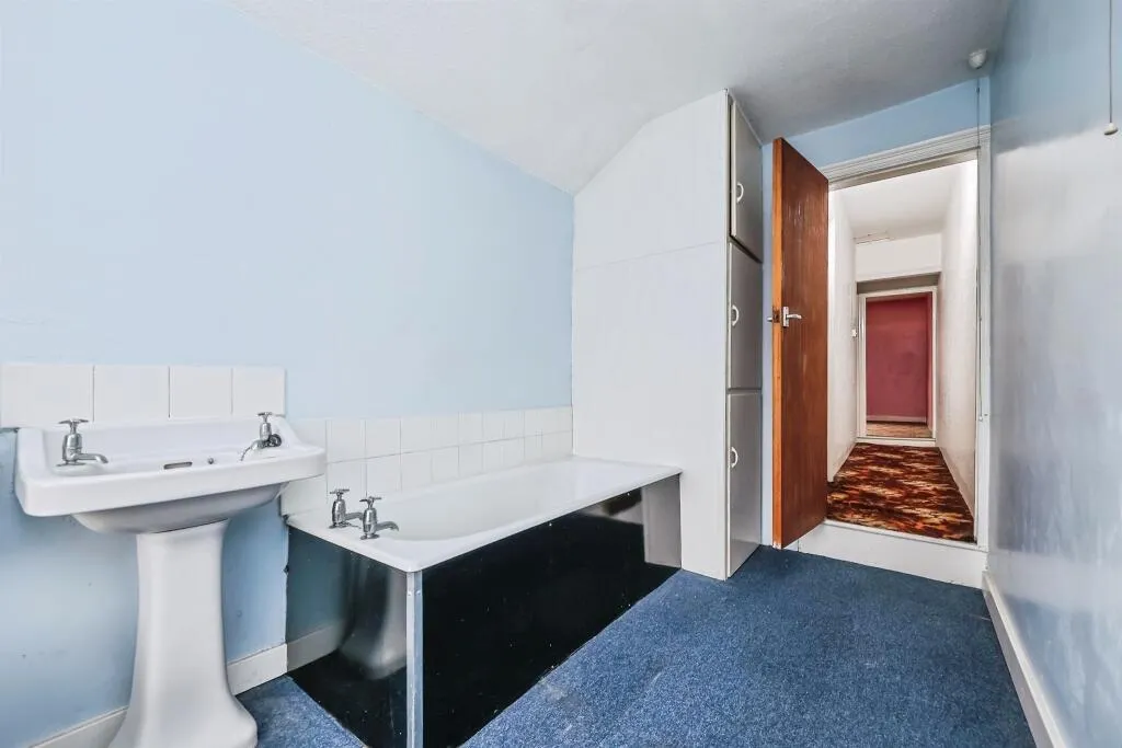 2 Bedroom End Terrace in Derbyshire