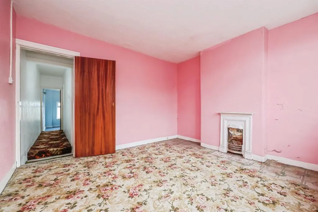 2 Bedroom End Terrace in Derbyshire
