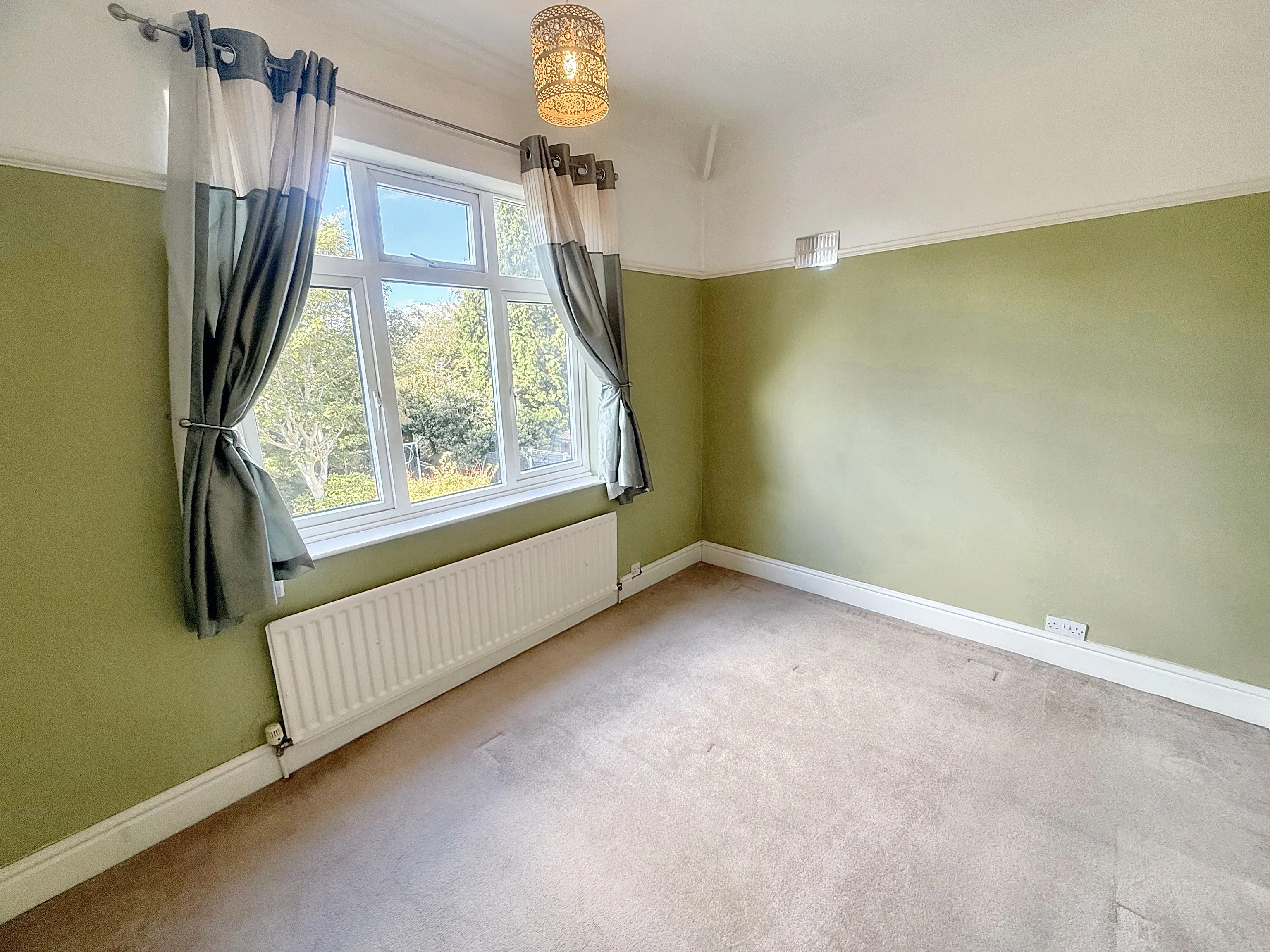 2 Bedroom Semi-Detached in Stourbridge