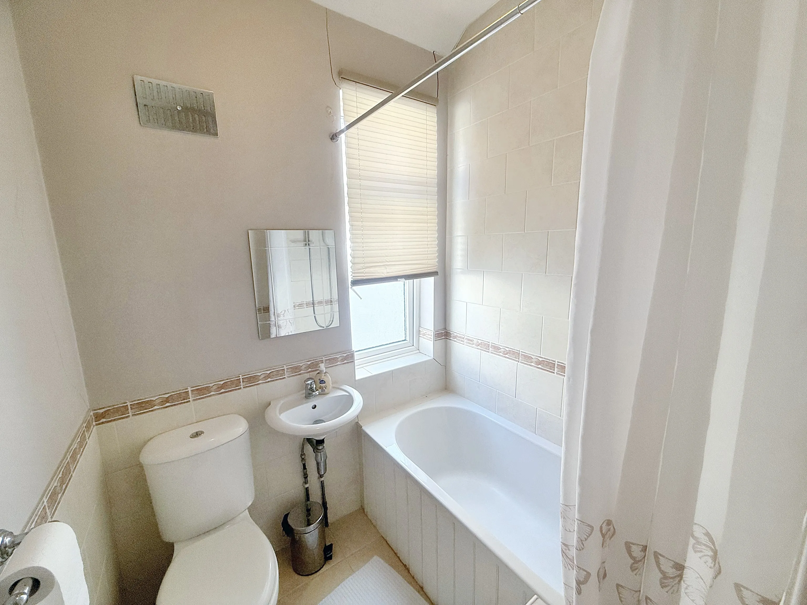 2 Bedroom Semi-Detached in Stourbridge