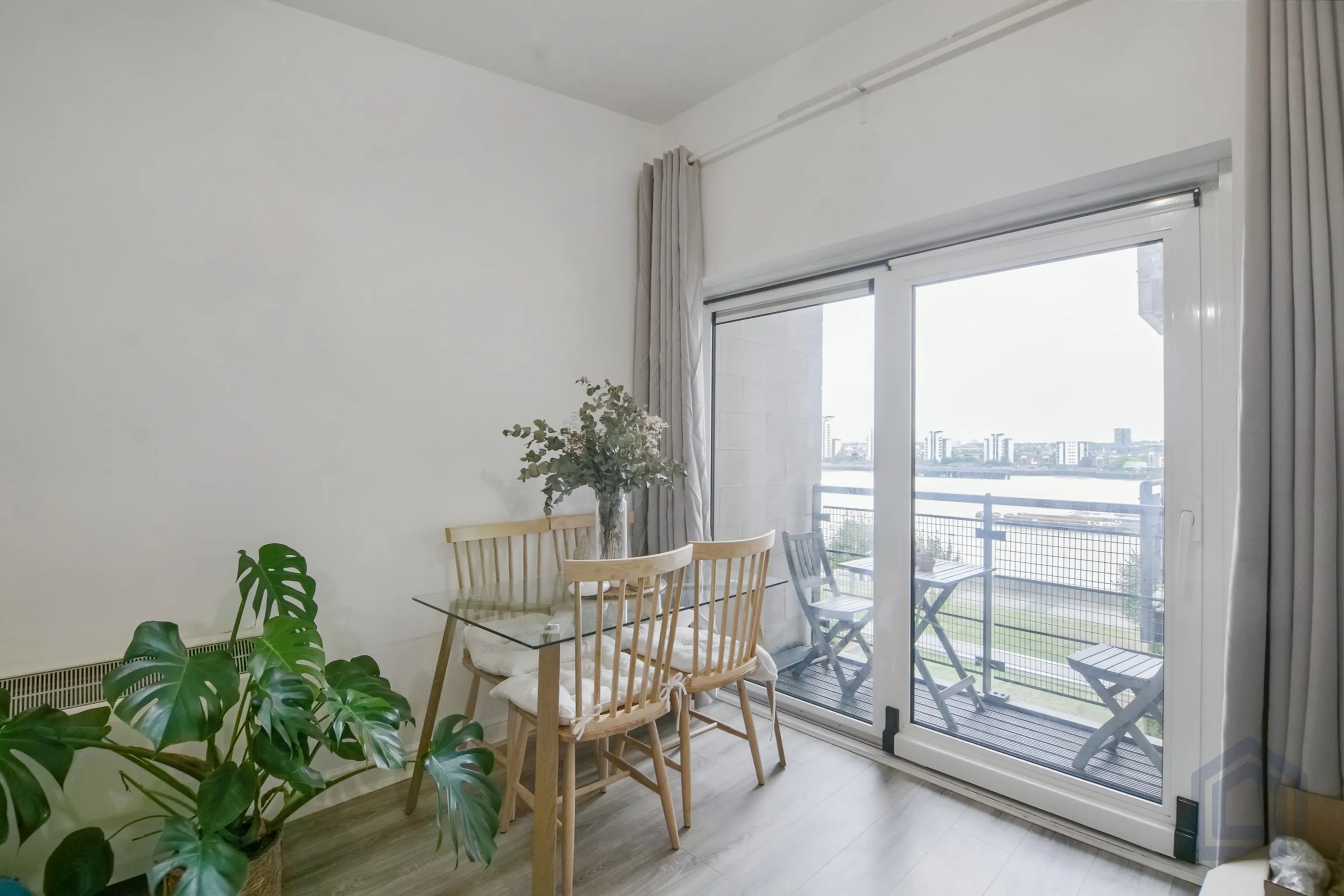 2 Bedroom Apartment in London