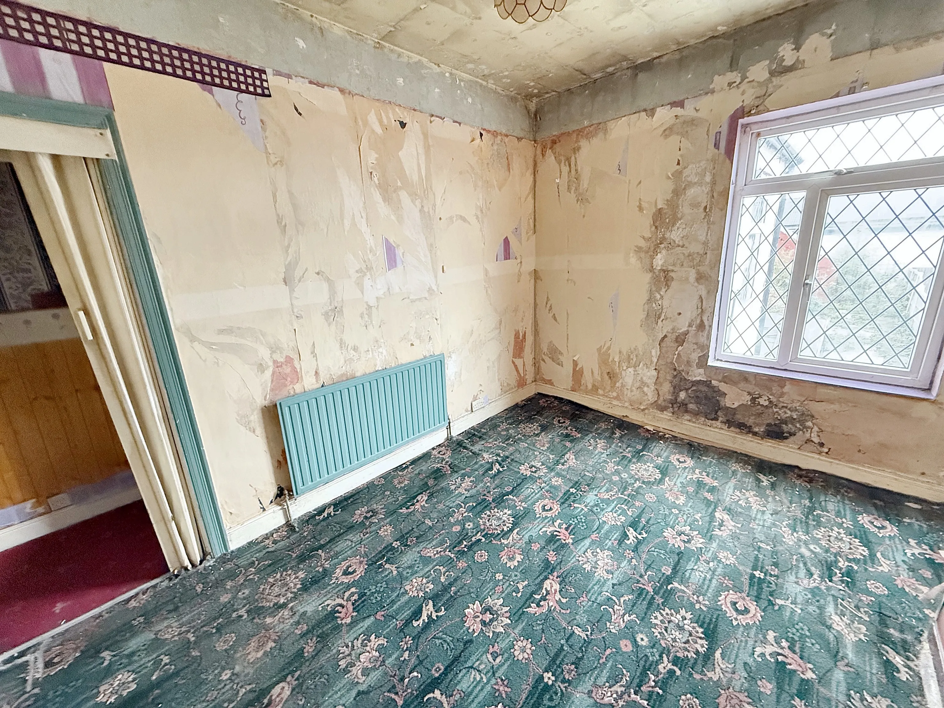 3 Bedroom Semi Detached House in Alfreton