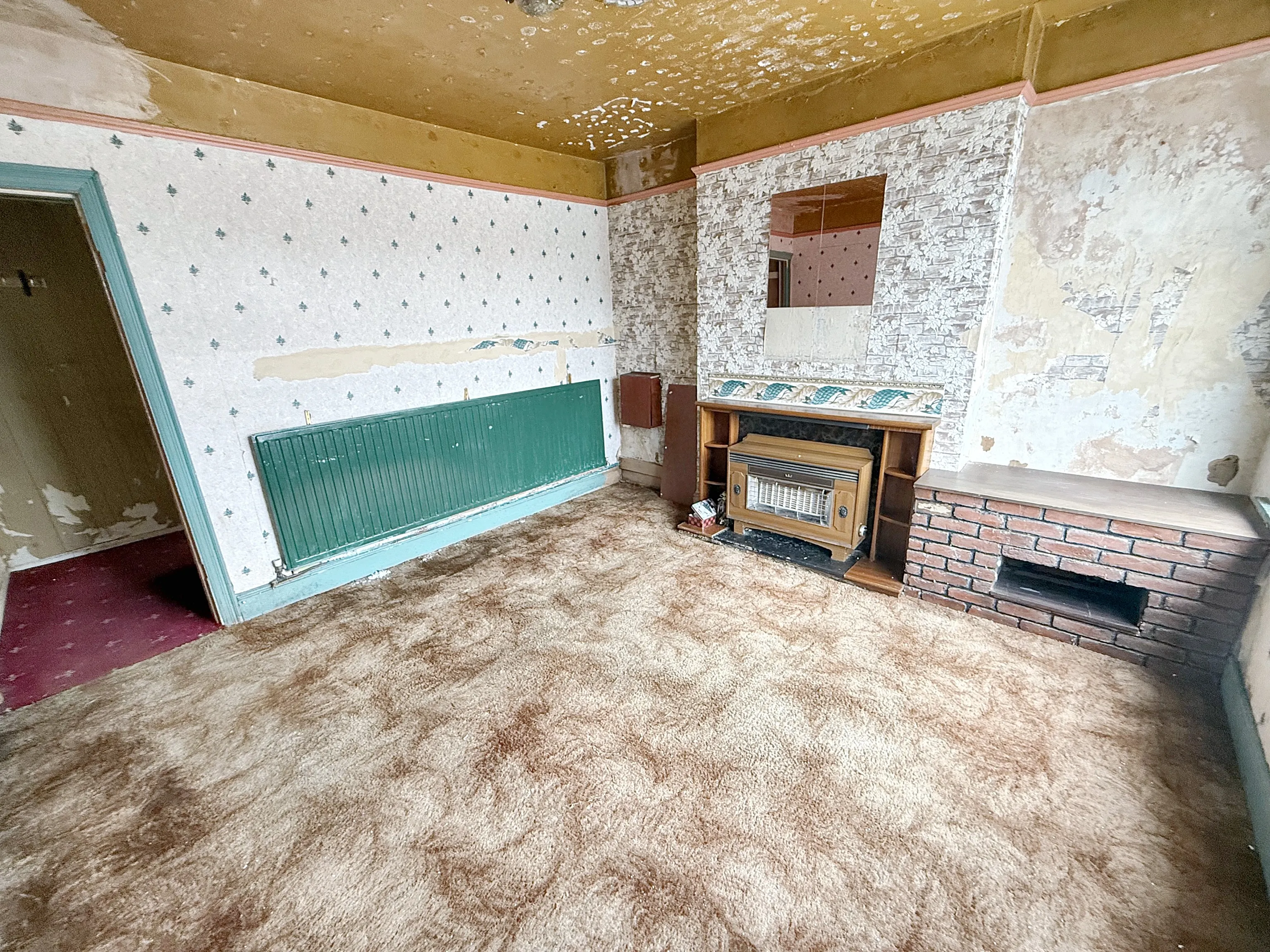 3 Bedroom Semi Detached House in Alfreton