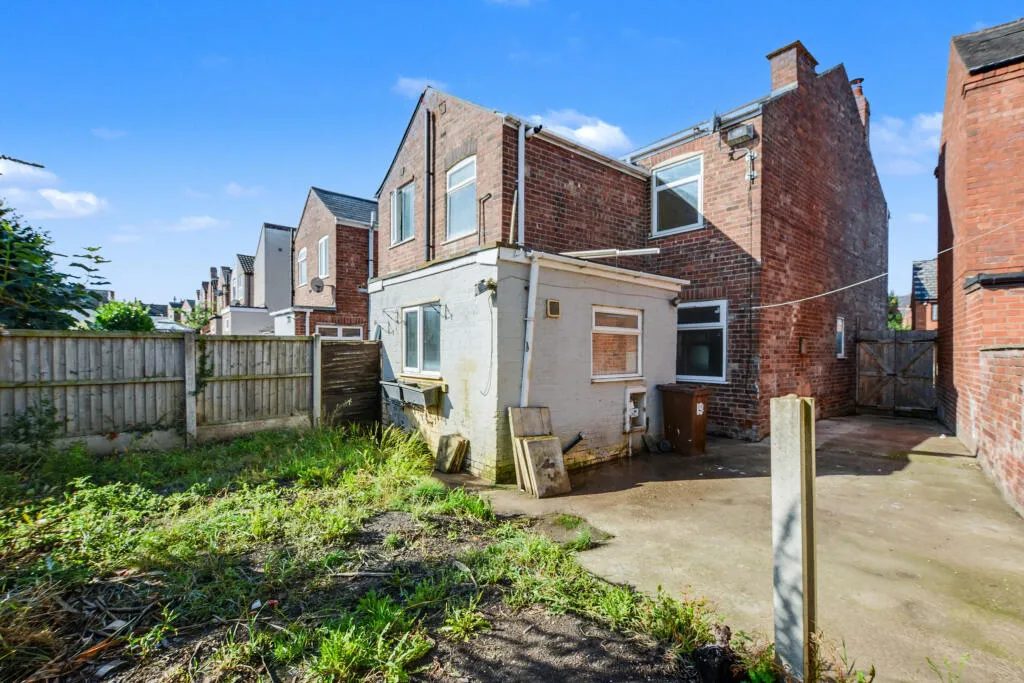 3 Bedroom Terraced House in Ilkeston