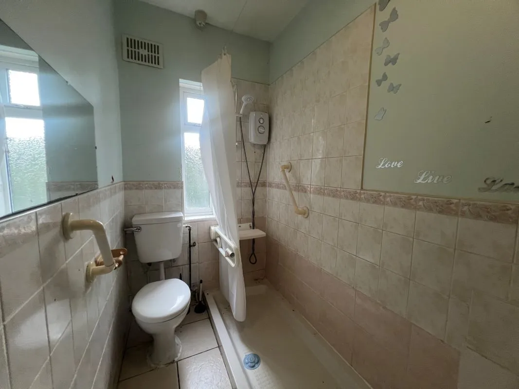 2 Bedroom Semi Detached House in Wolverhampton