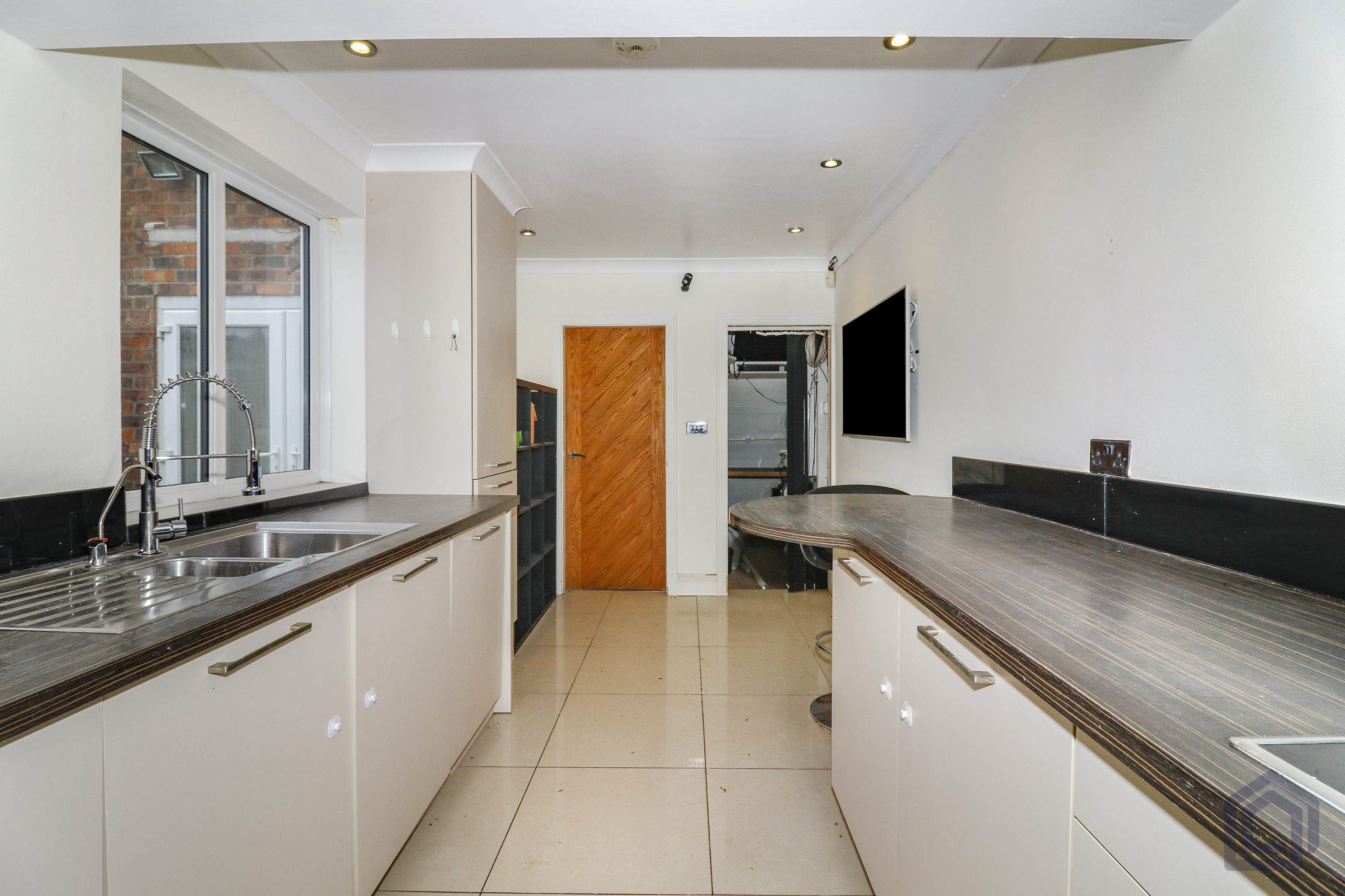 4 Bedroom Semi-Detached in Southport
