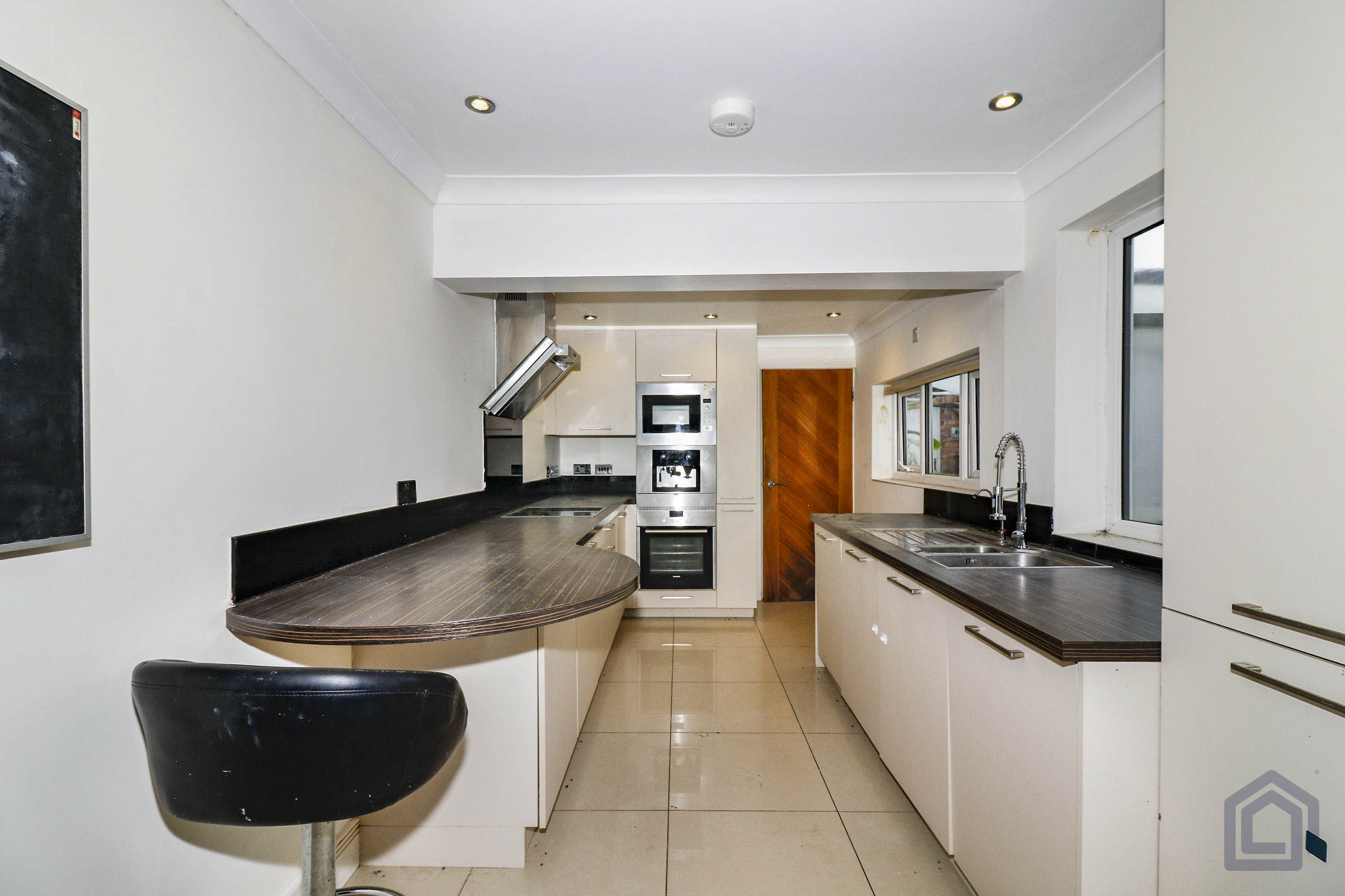 4 Bedroom Semi-Detached in Southport