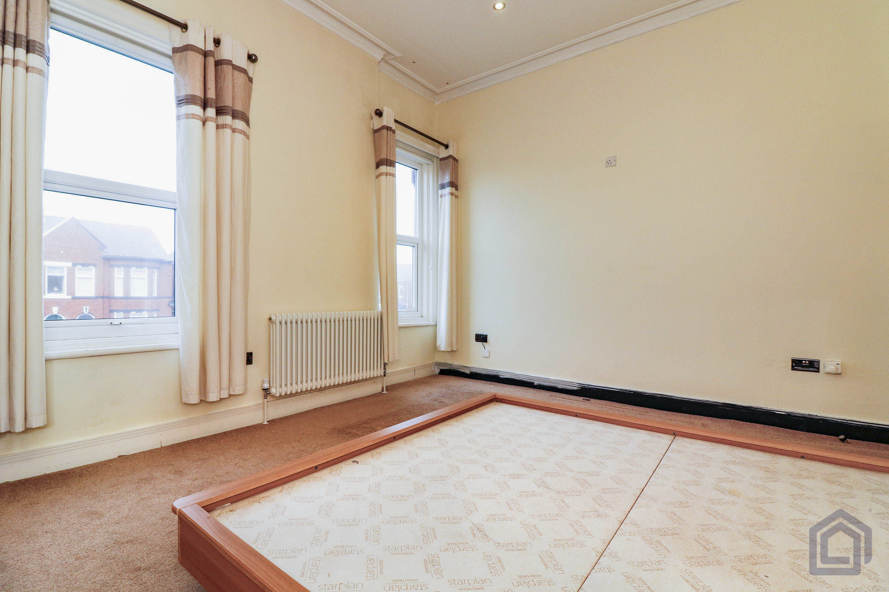 4 Bedroom Semi-Detached in Southport