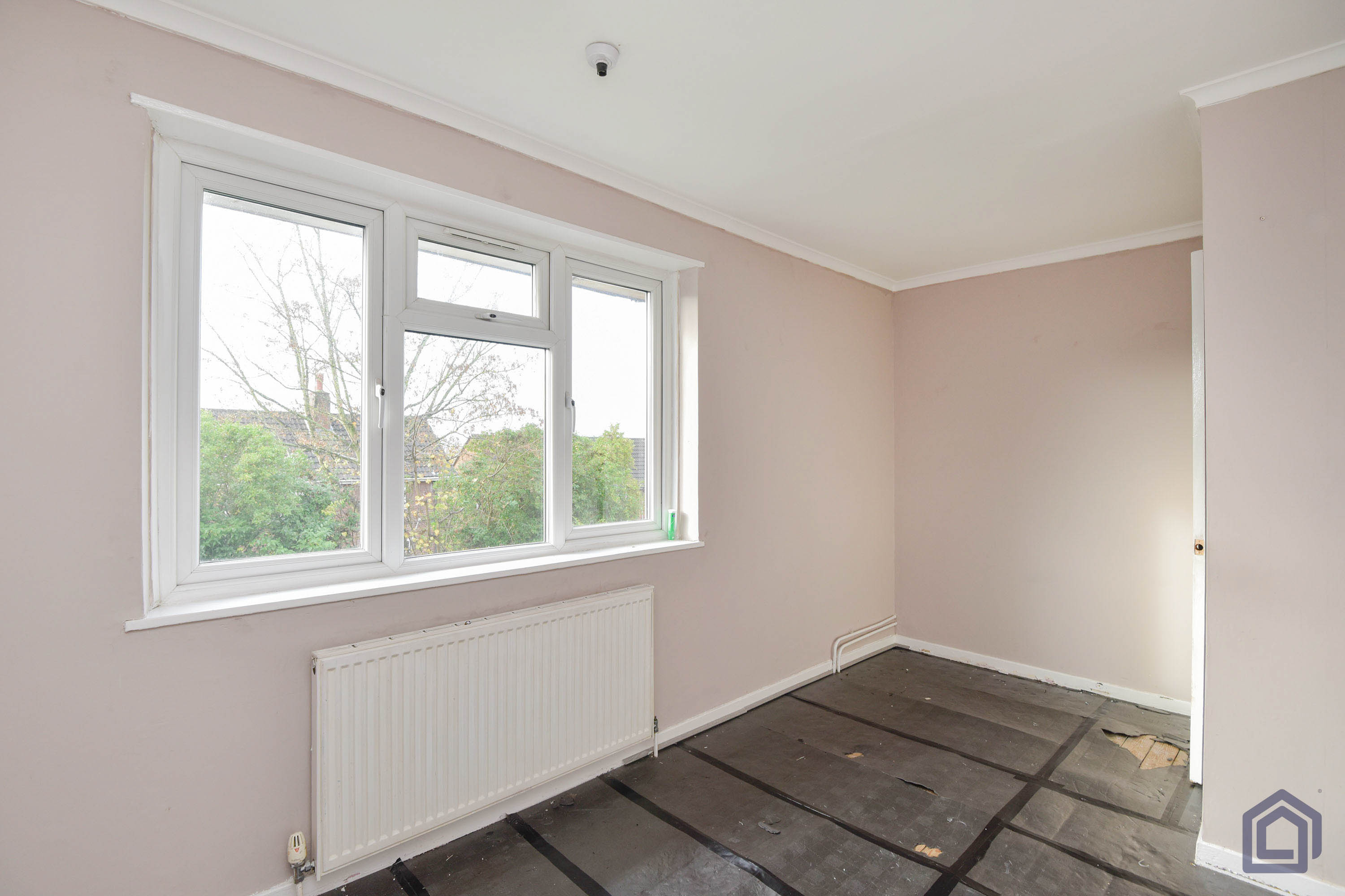 3 Bedroom Semi-Detached in Kidsgrove