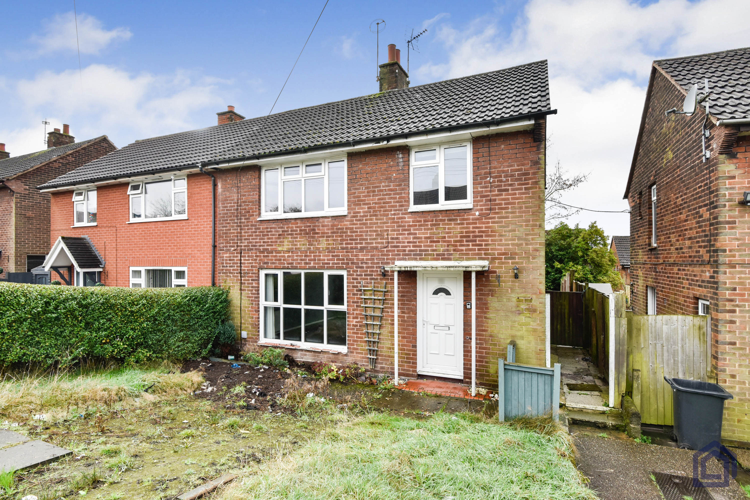 3 Bedroom Semi-Detached in Kidsgrove