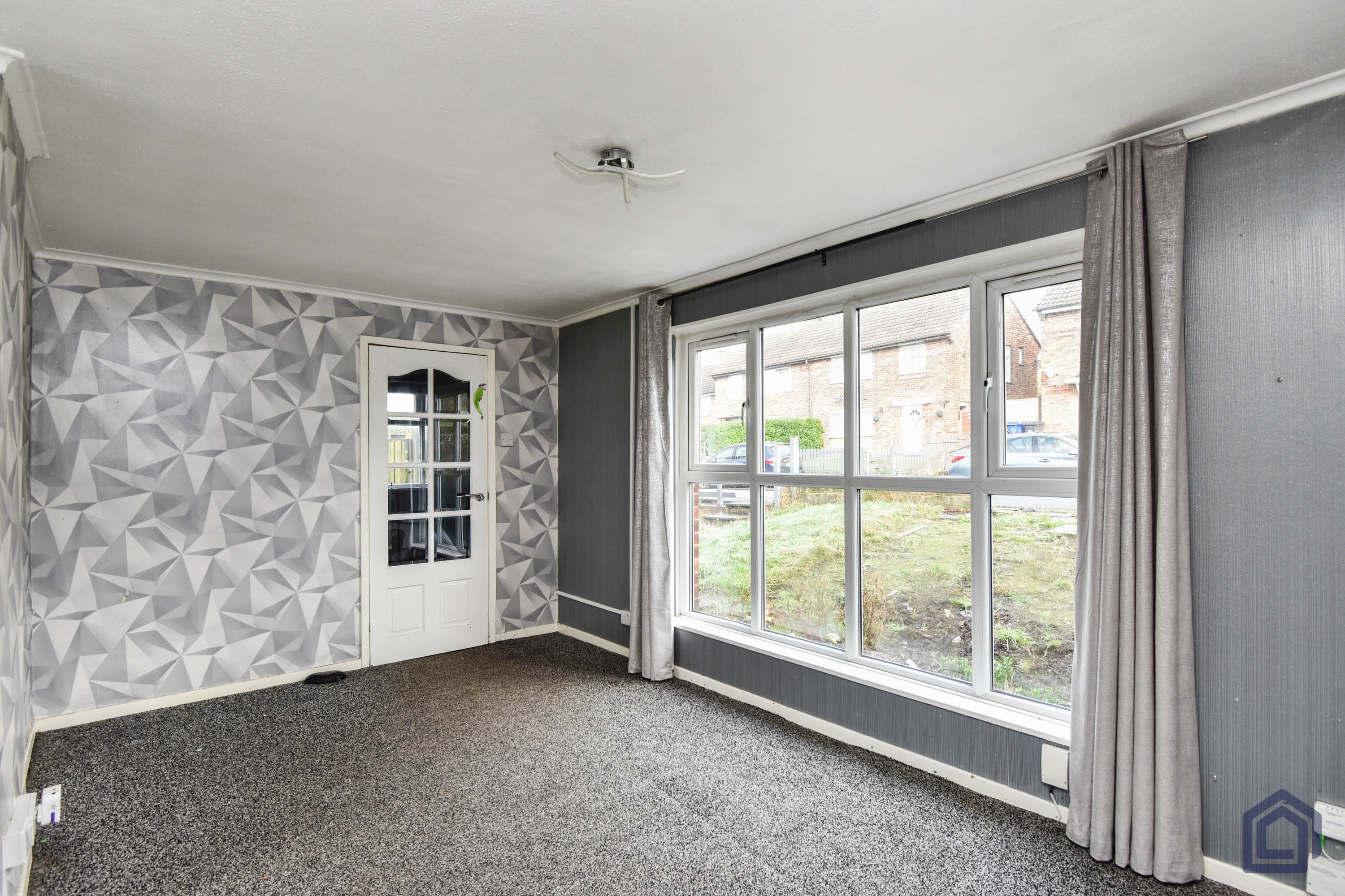 3 Bedroom Semi-Detached in Kidsgrove