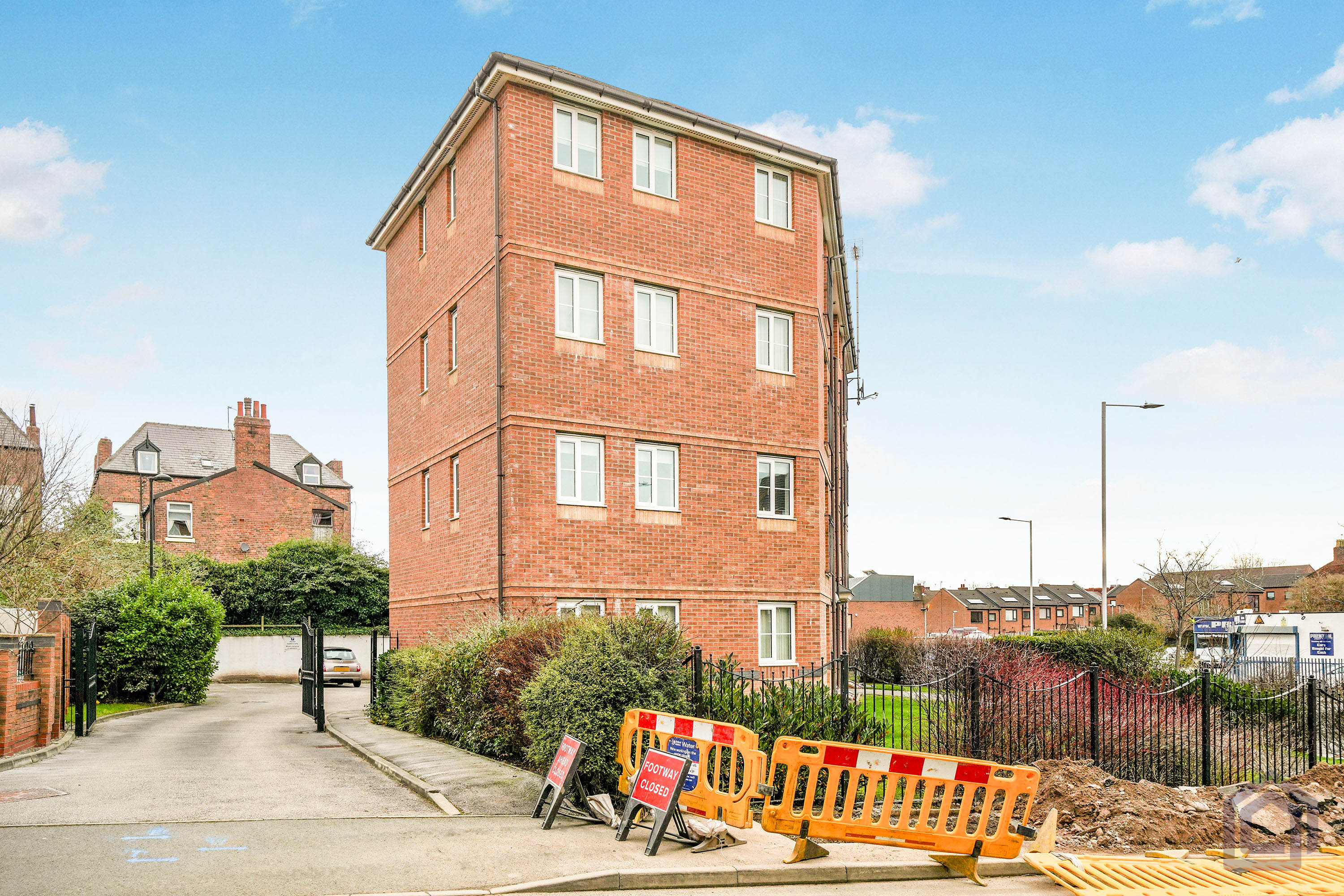 2 Bedroom Apartment in Birkenhead