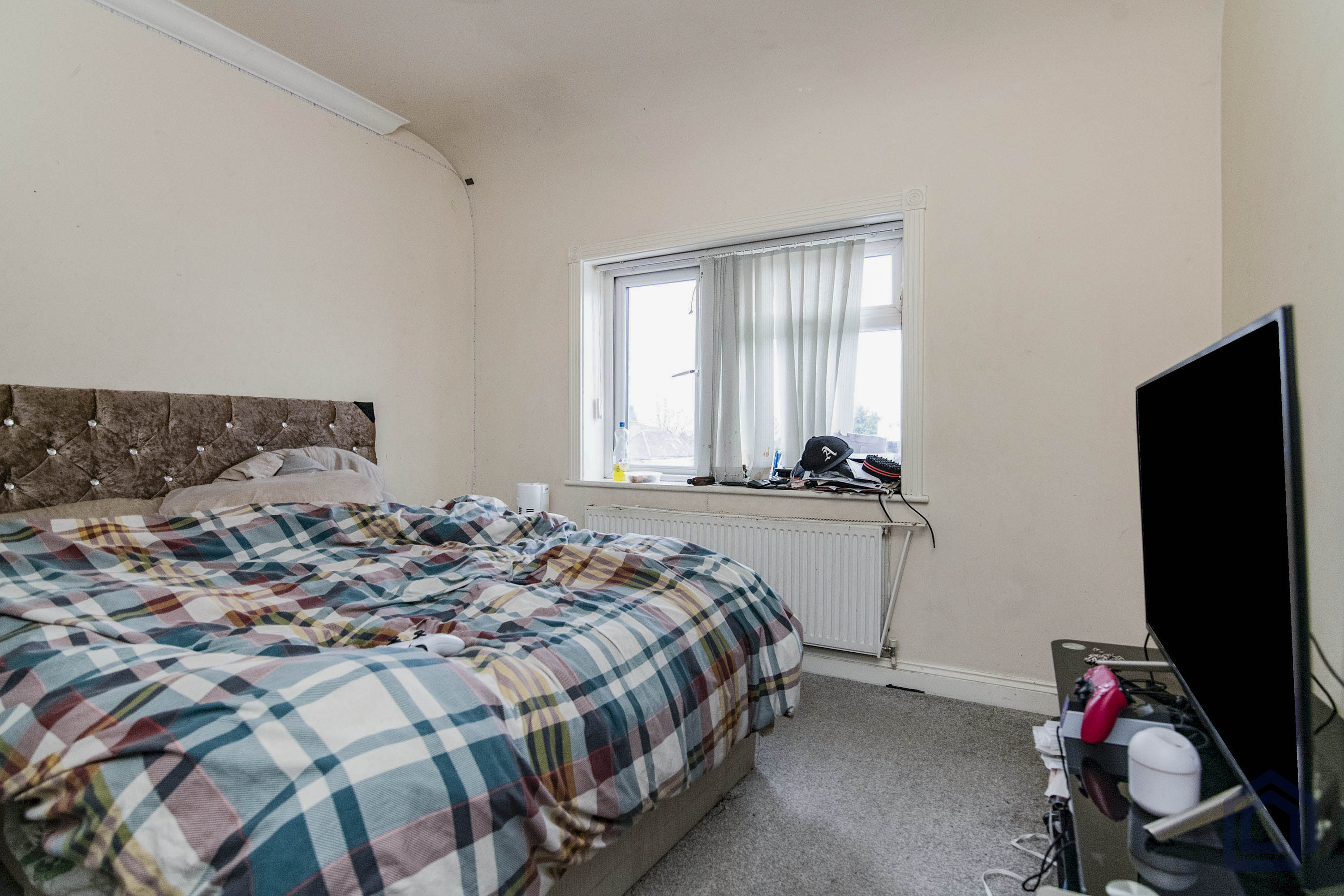 3 Bedroom Semi-Detached in Tipton