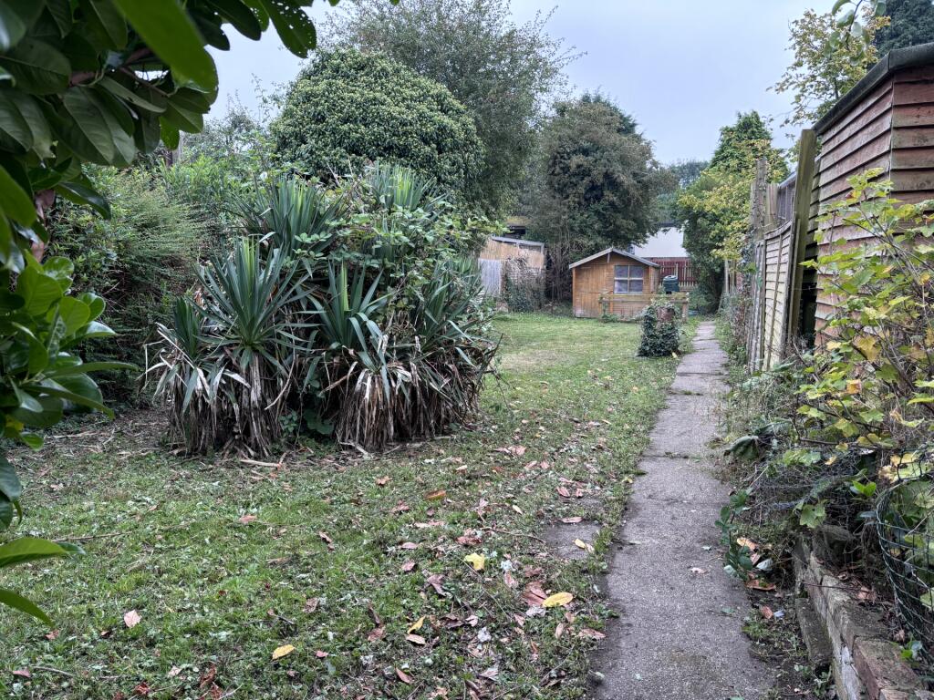 2 Bedroom Semi-Detatched in Swadlincote