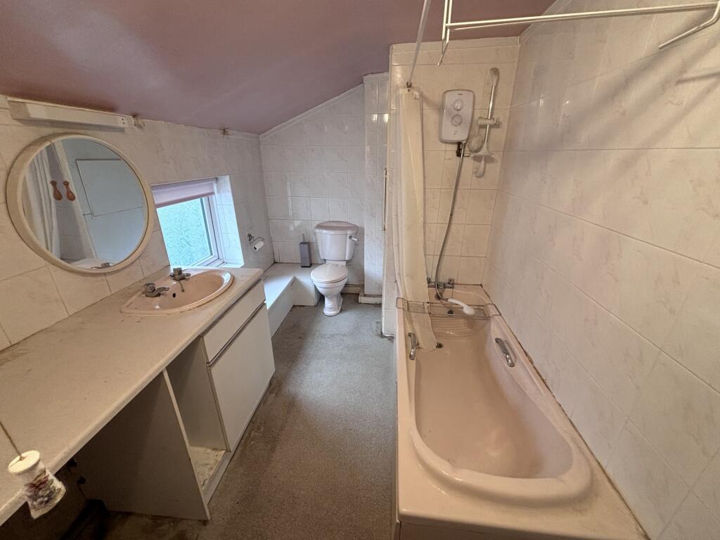 2 Bedroom Semi-Detatched in Swadlincote
