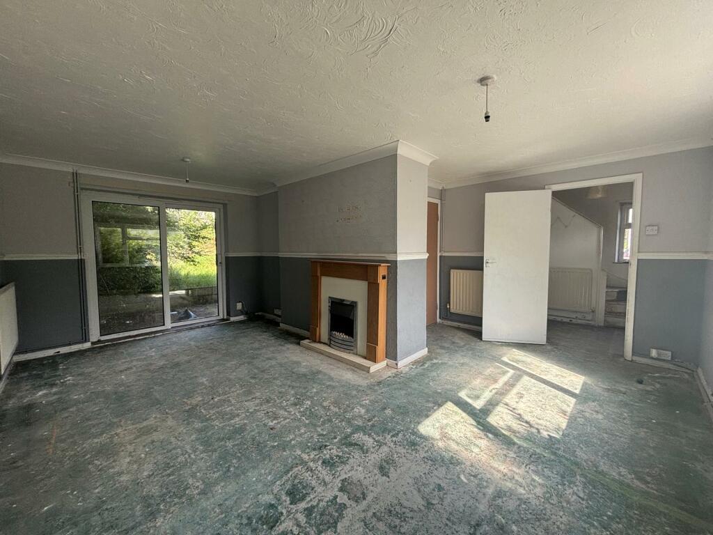 3 Bedroom Semi-Detached in Staffordshire