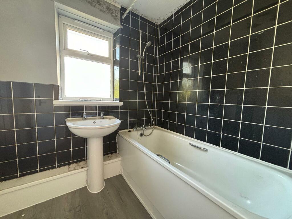 3 Bedroom Semi-Detached in Staffordshire