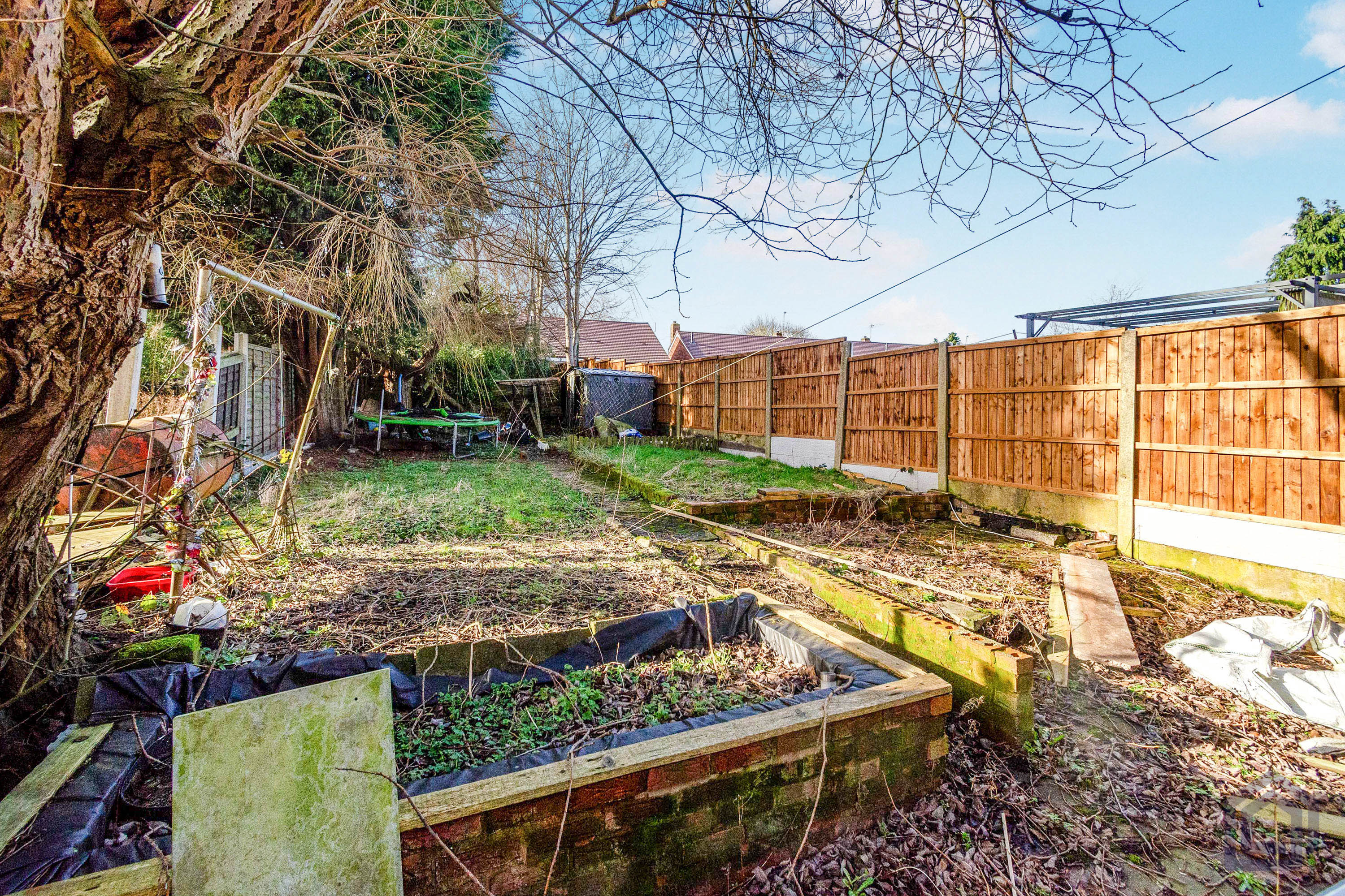 3 Bedroom Semi-Detached in Walsall