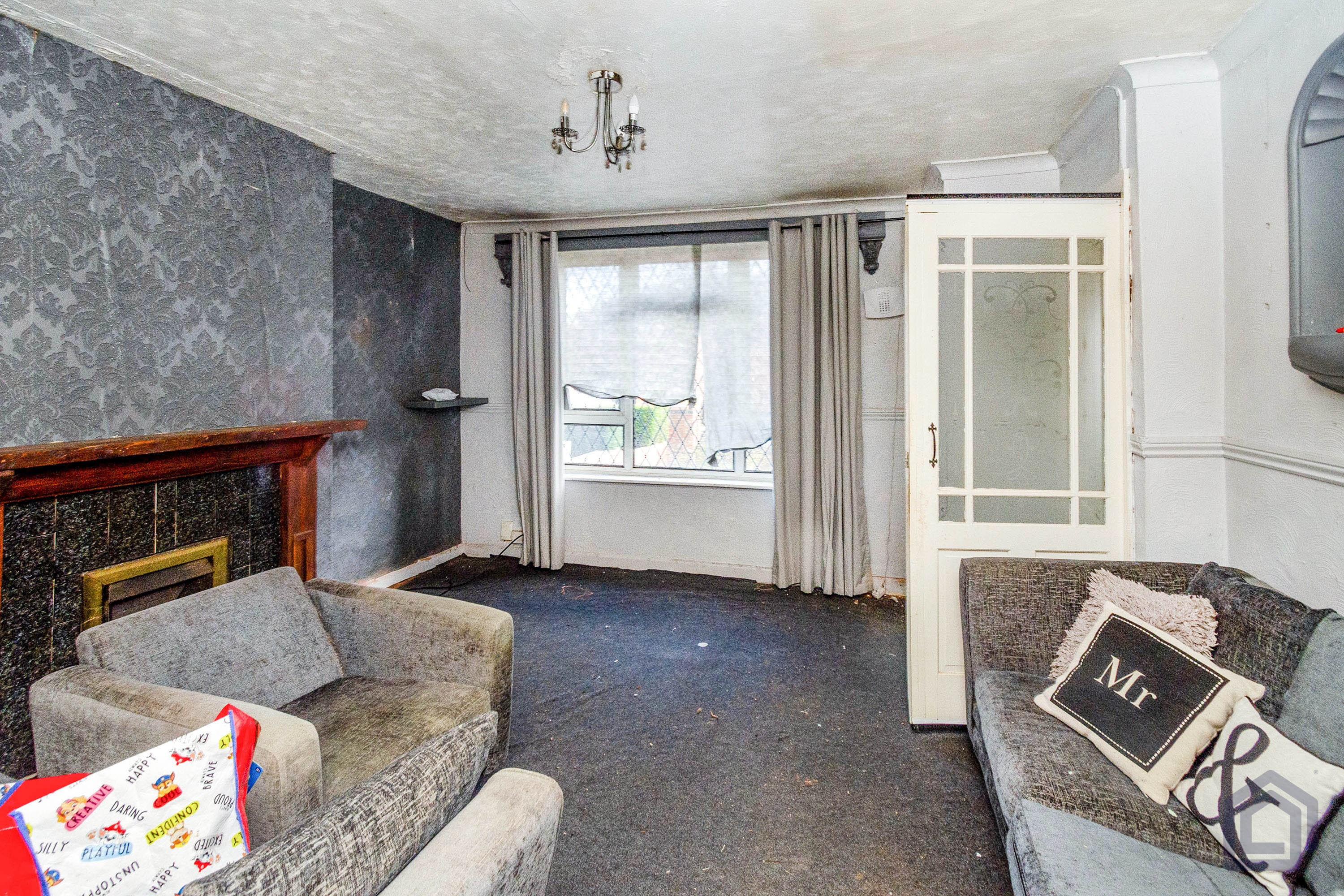 3 Bedroom Semi-Detached in Walsall