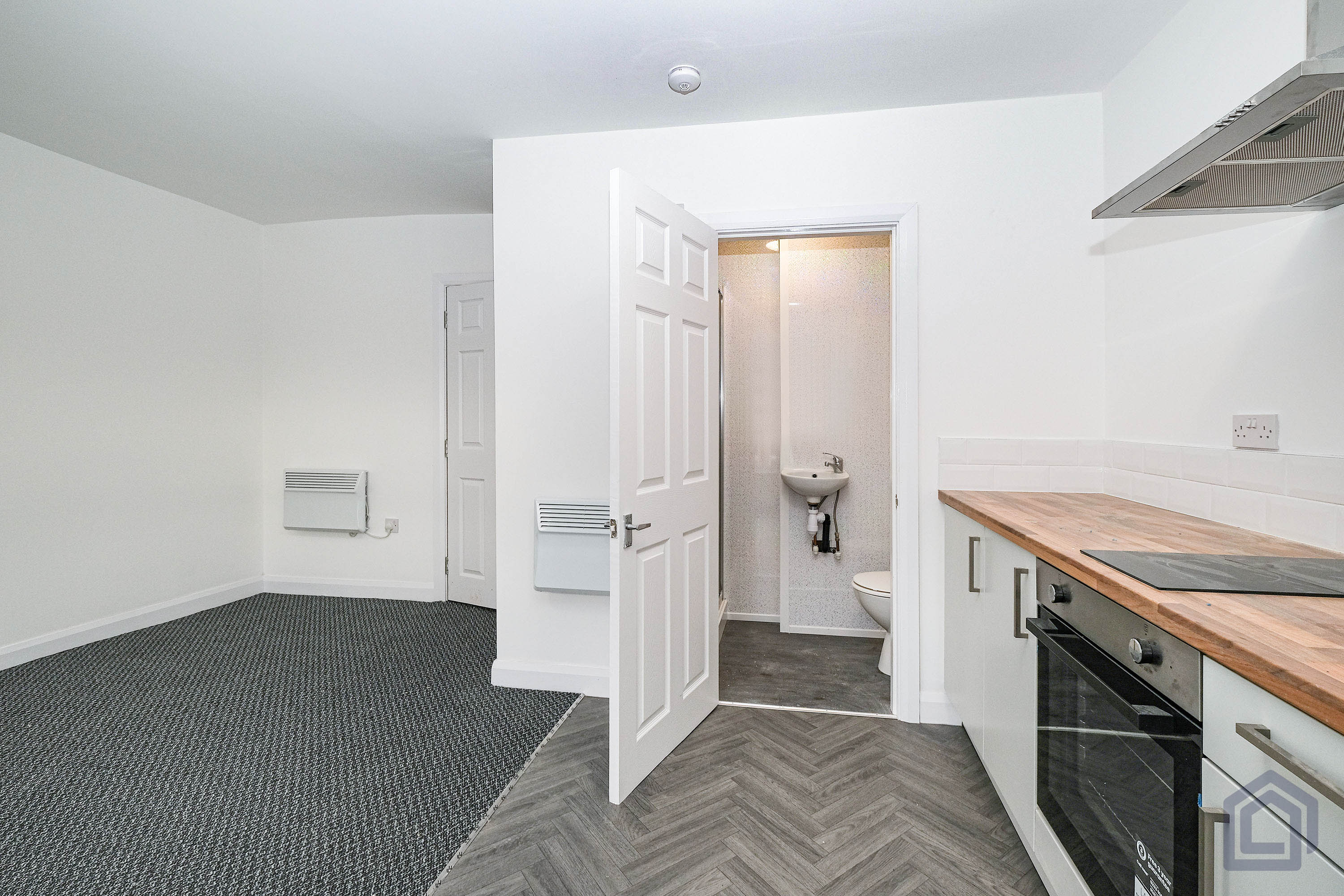  Ground Floor Commercial and 6 Residential Units in Bootle