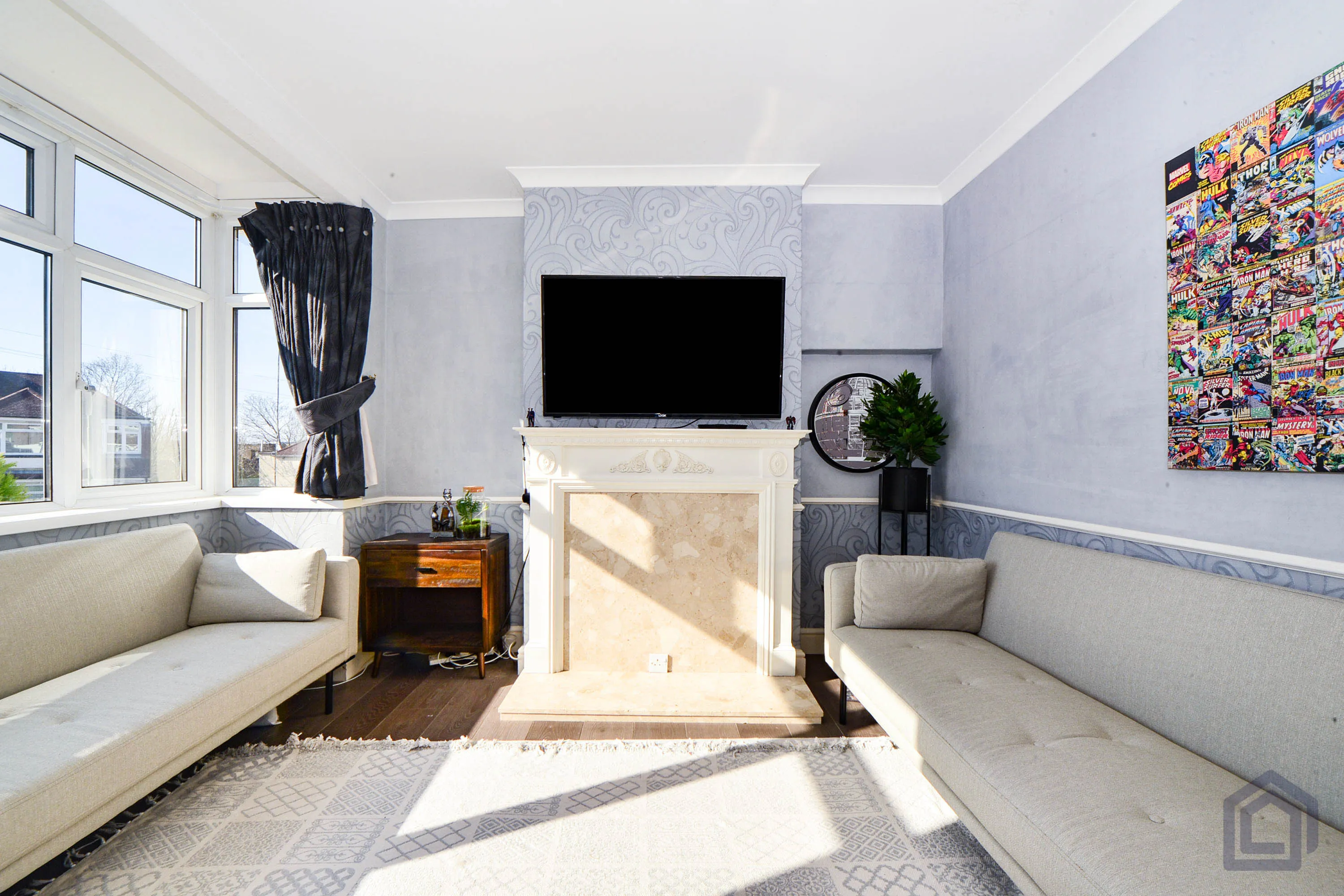 3 Bedroom End Terrace in Bromley