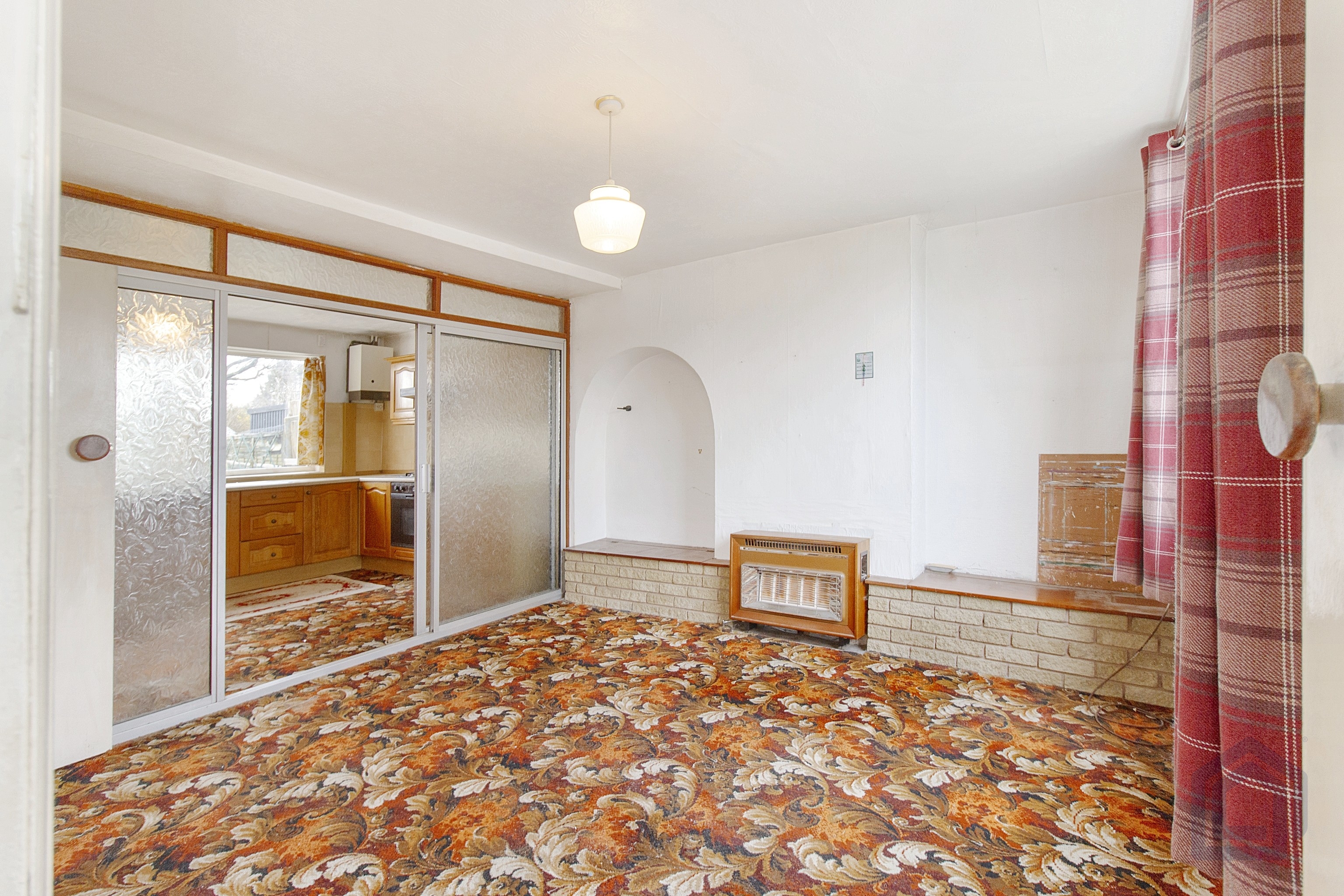 3 Bedroom Semi-Detached in Oldbury