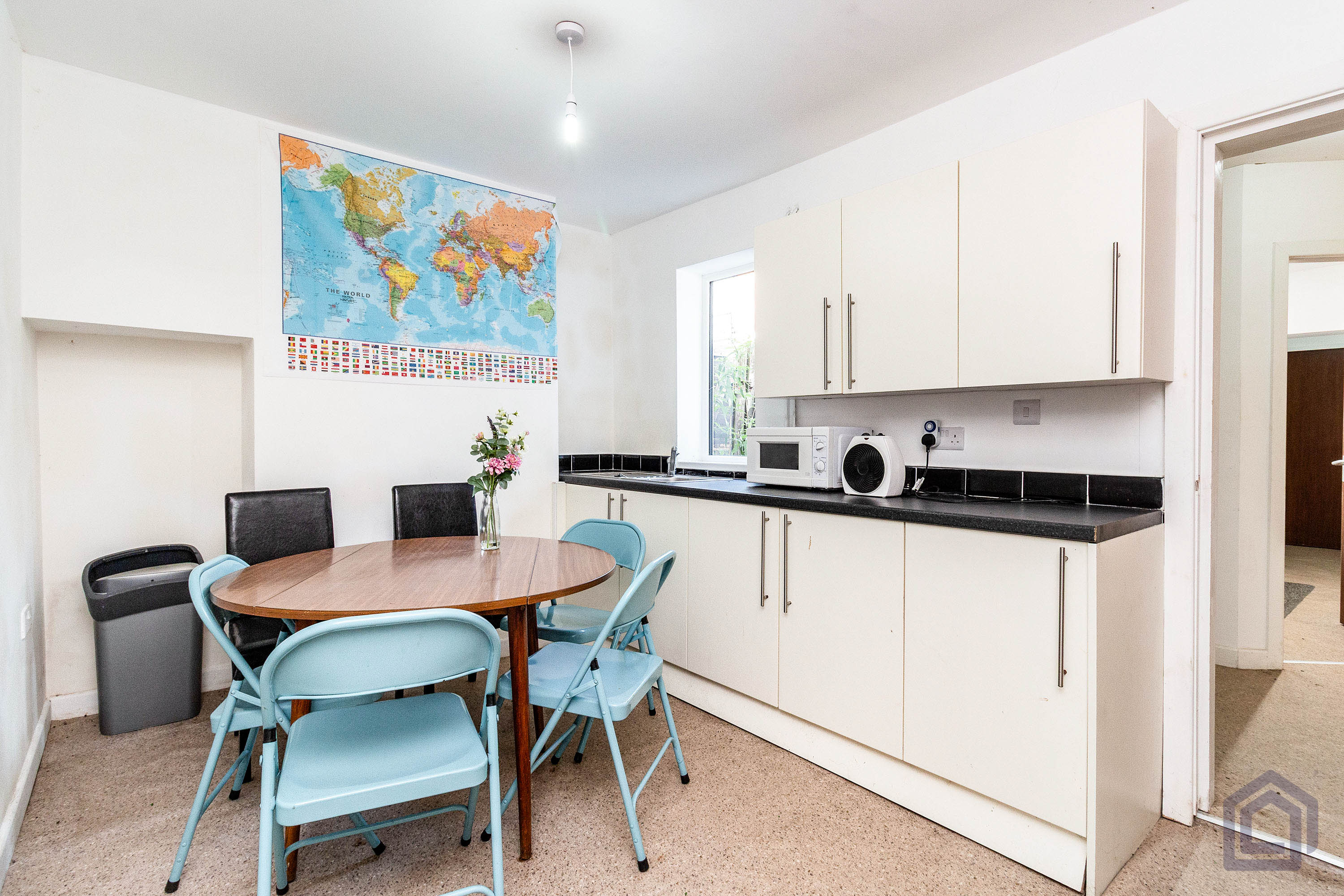 5 Bedroom Detached in Burslem