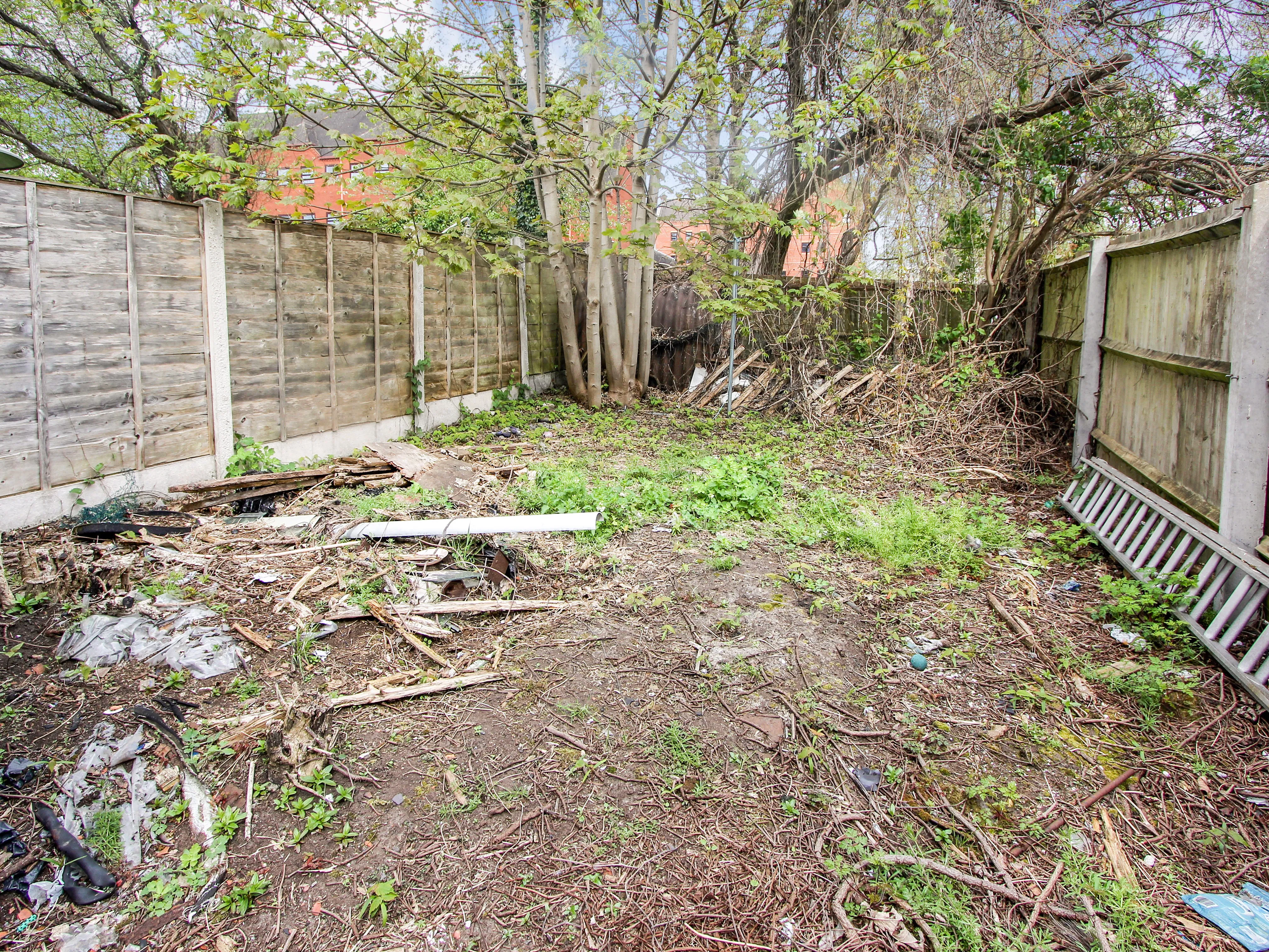 3 Bedroom Semi-Detached in Oldswinford