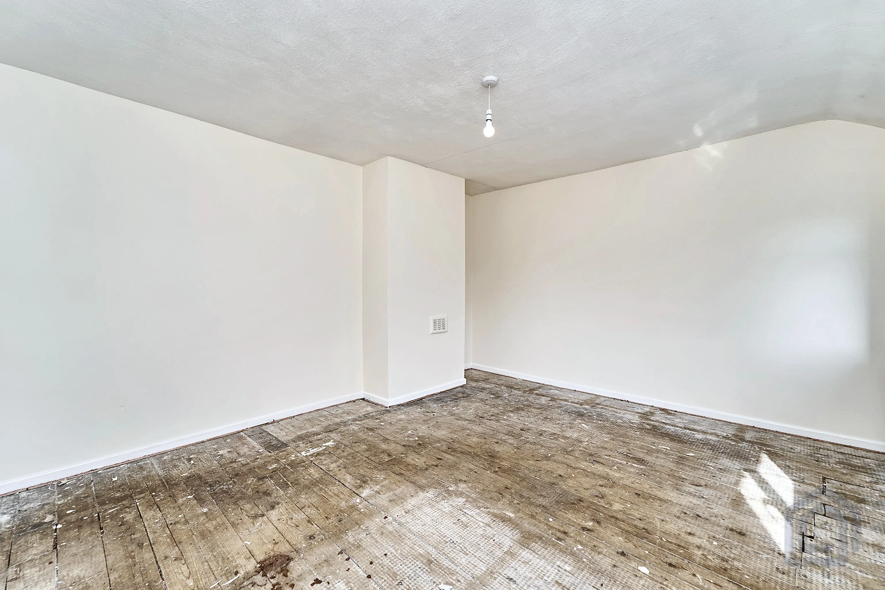 3 Bedroom Terraced in Willenhall