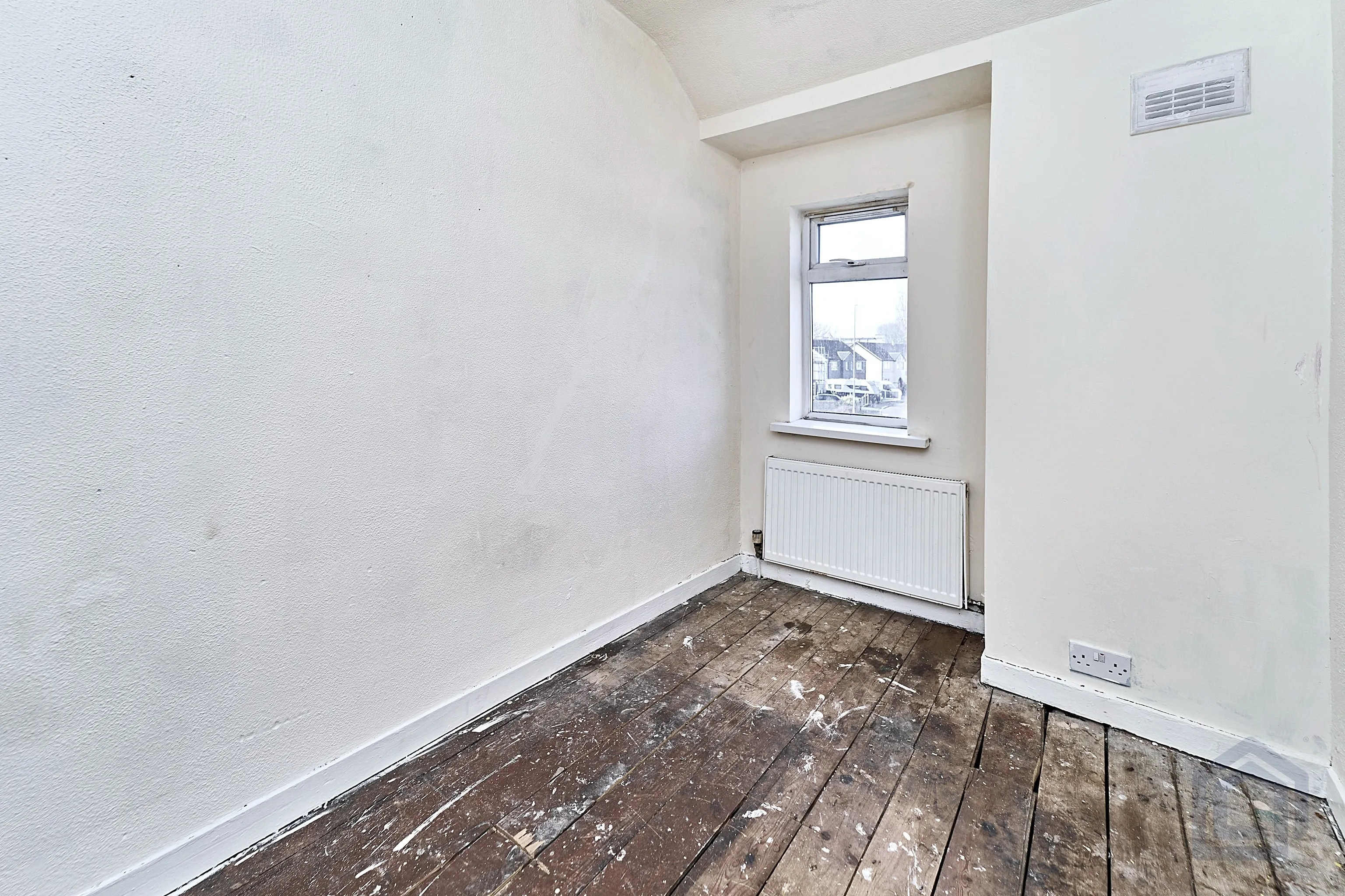 3 Bedroom Terraced in Willenhall
