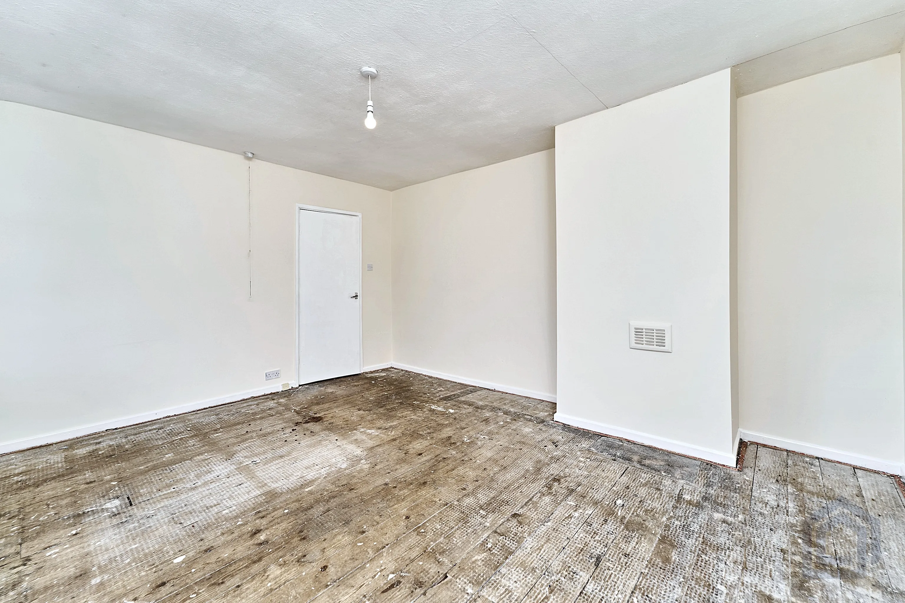 3 Bedroom Terraced in Willenhall