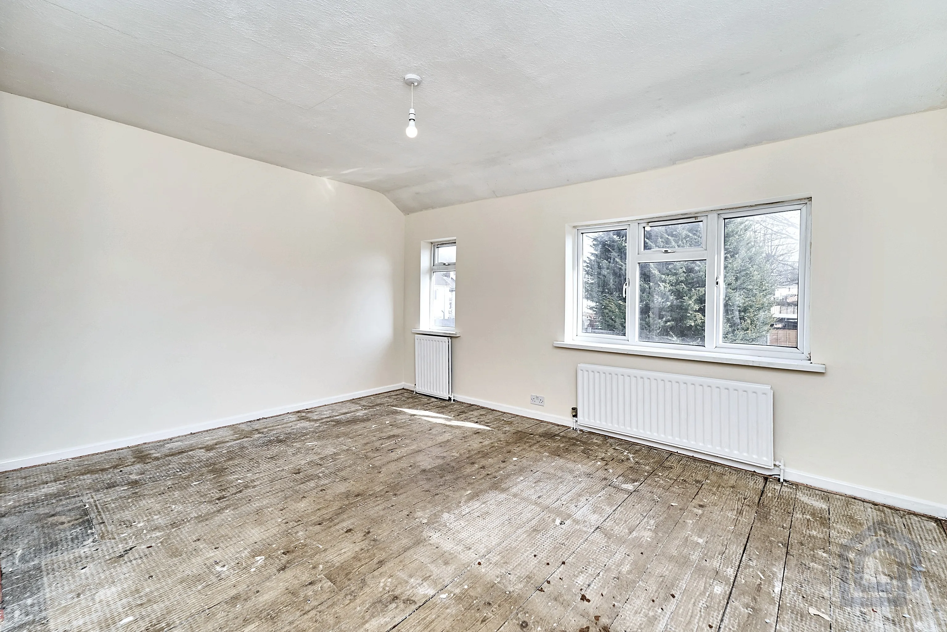 3 Bedroom Terraced in Willenhall