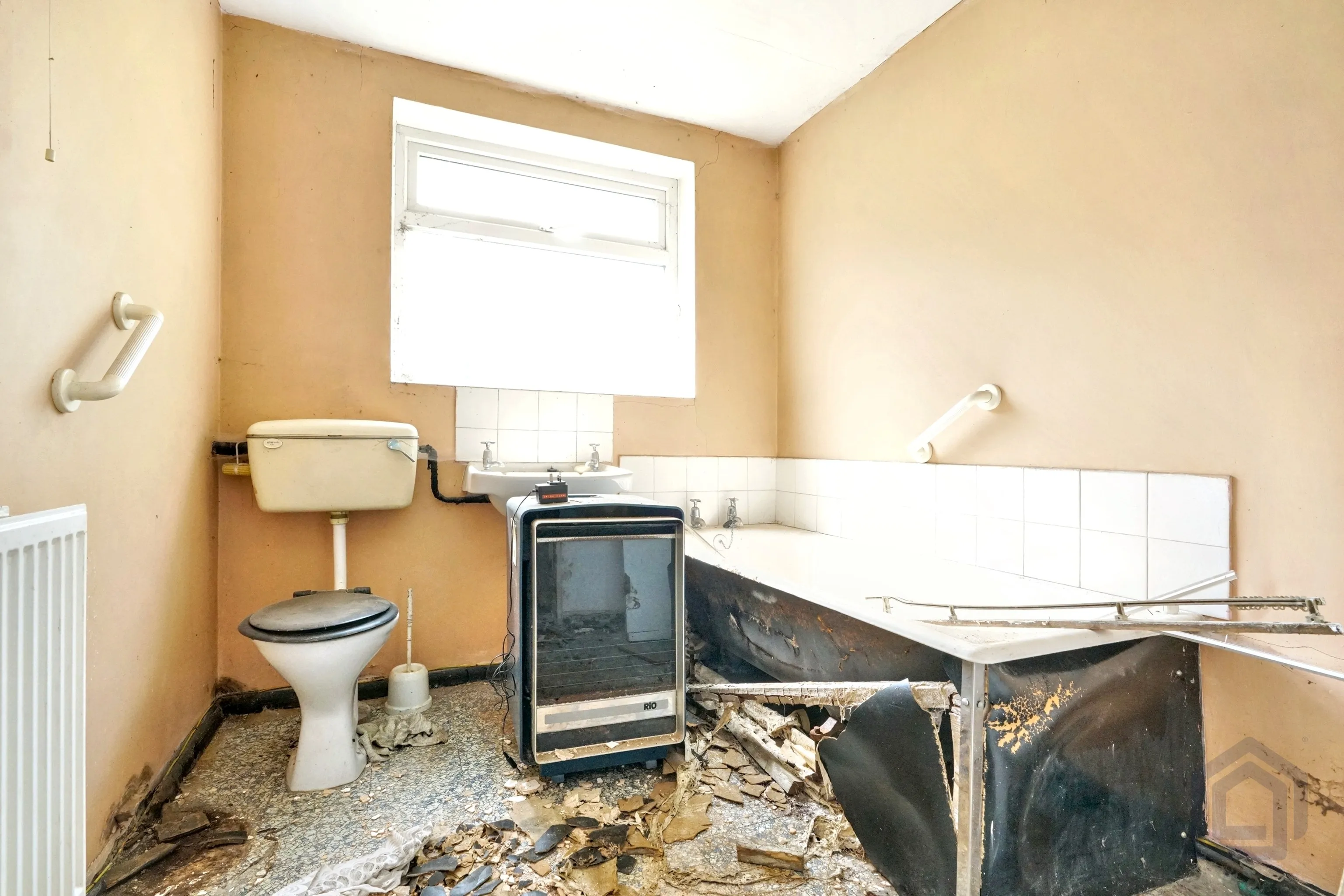2 Bedroom Semi Detached in Swadlincote