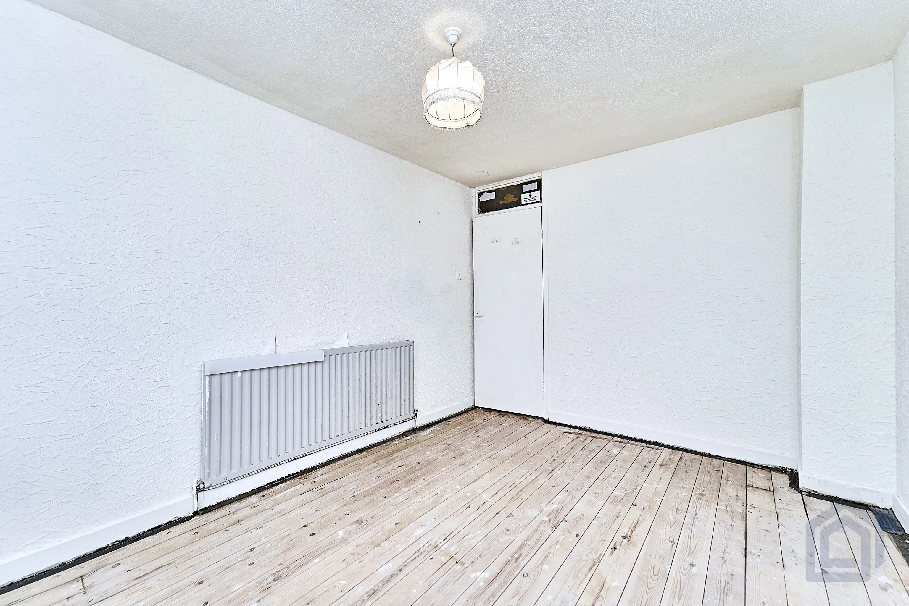3 Bedroom Semi-Detached in Willenhall