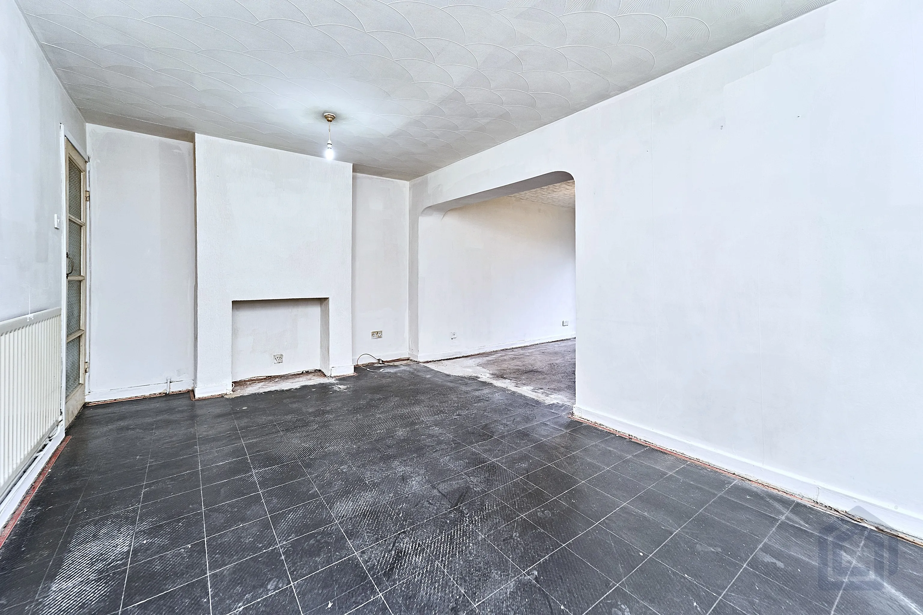 3 Bedroom Semi-Detached in Willenhall