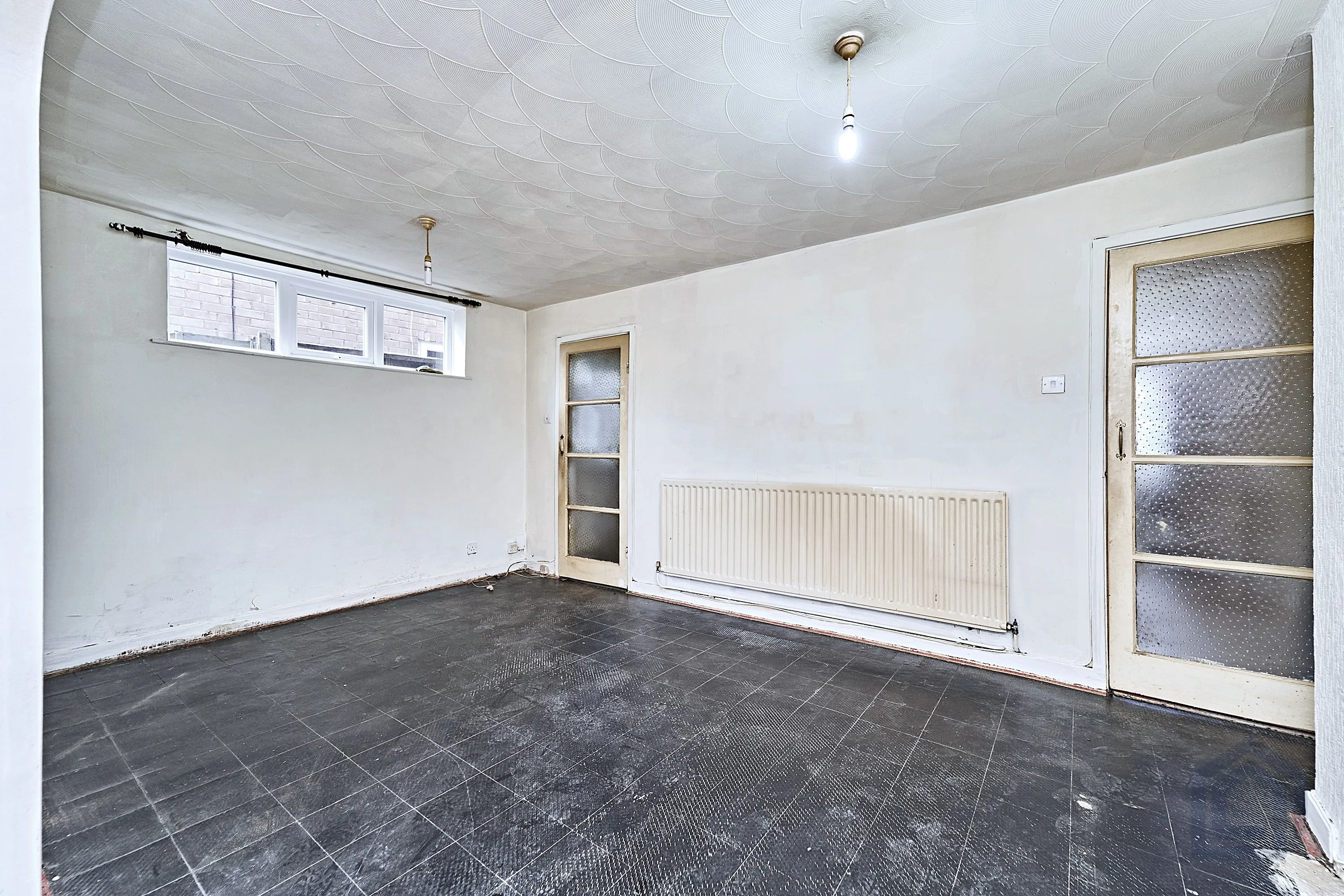 3 Bedroom Semi-Detached in Willenhall